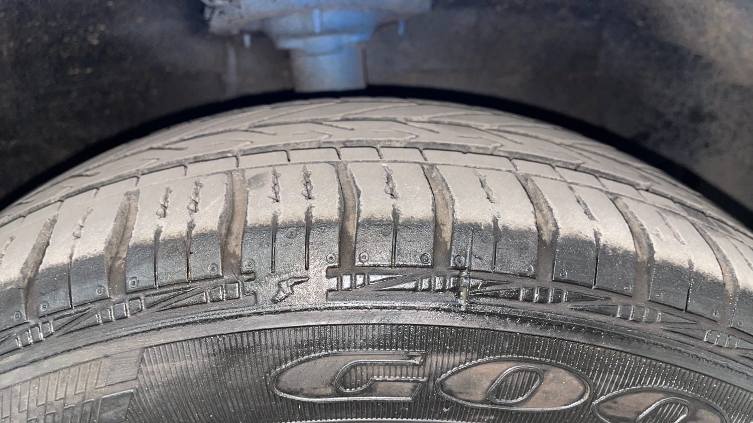 Used 2018 Hyundai Xcent SX Petrol Manual tyres RIGHT FRONT TYRE TREAD VIEW