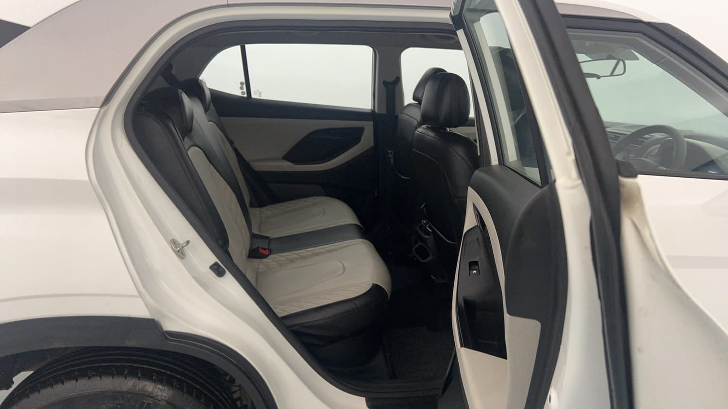 Used 2022 Hyundai Creta EX 1.5 Diesel Diesel Manual interior RIGHT SIDE REAR DOOR CABIN VIEW
