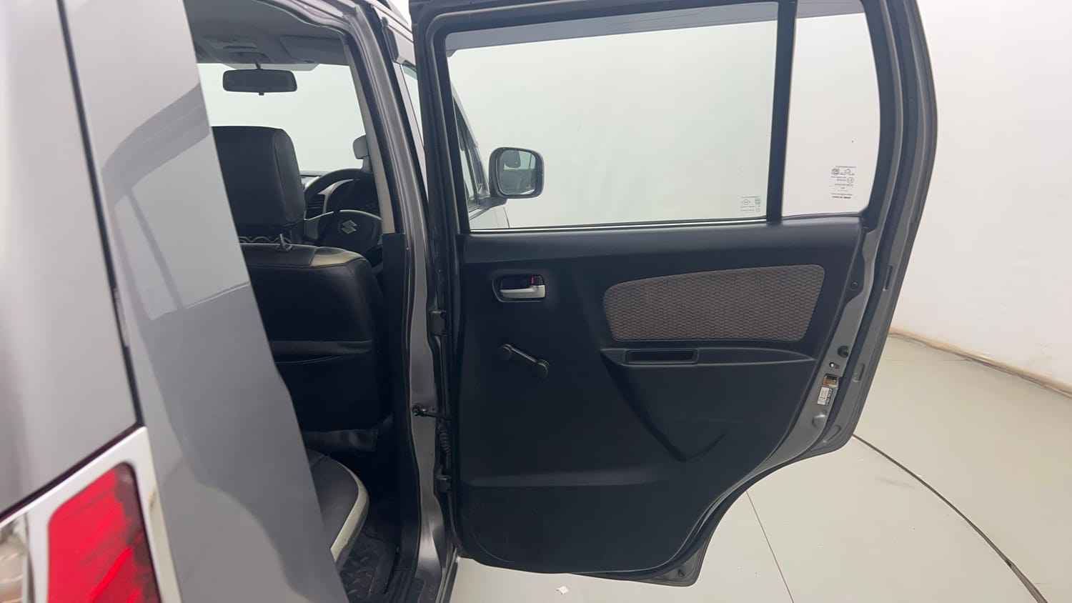 Used 2013 Maruti Suzuki Wagon R LXI Petrol Manual interior RIGHT REAR DOOR OPEN VIEW