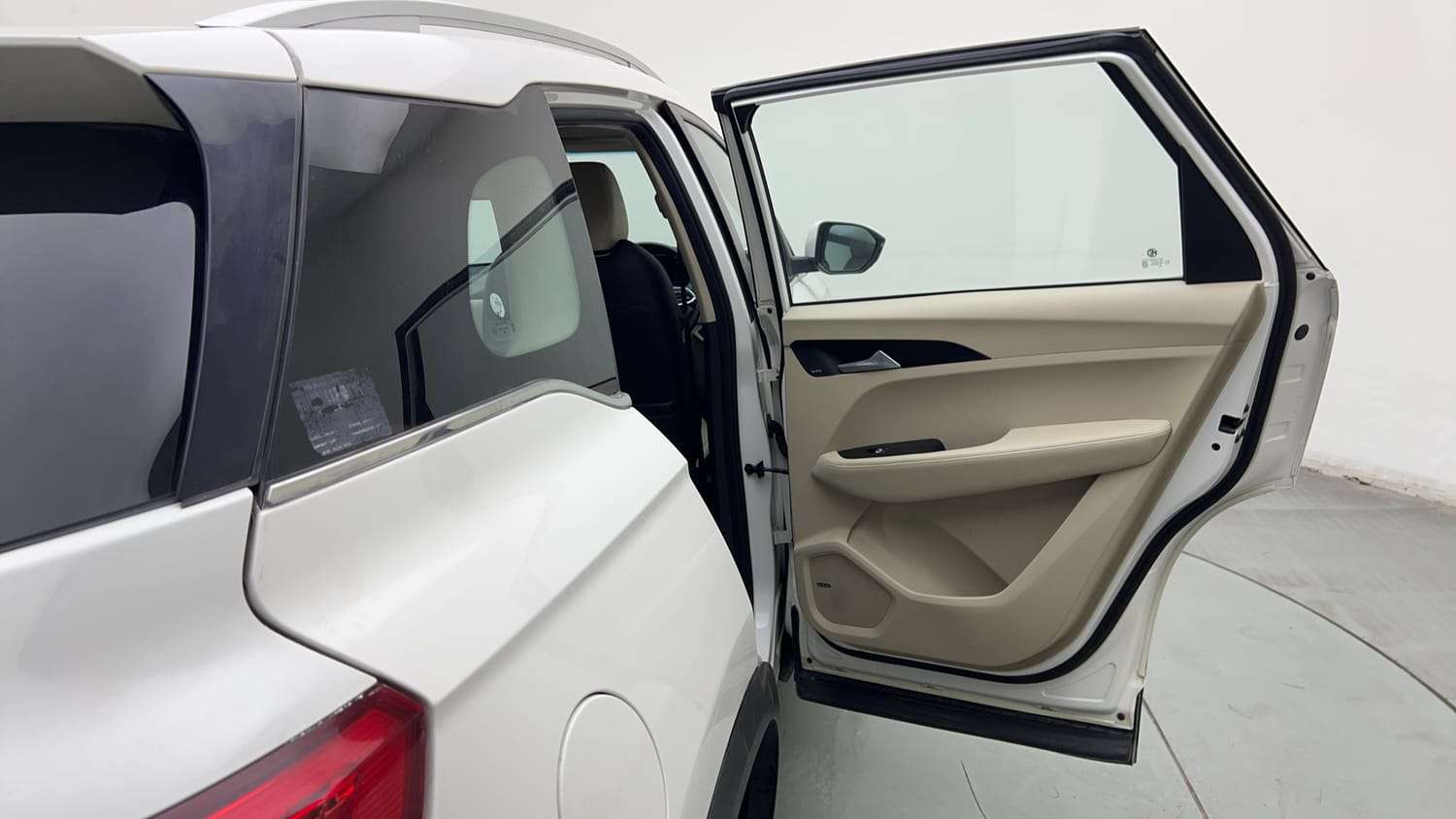 Used 2022 MG Motors Hector Sharp 2.0 Diesel Turbo MT Diesel Manual interior RIGHT REAR DOOR OPEN VIEW