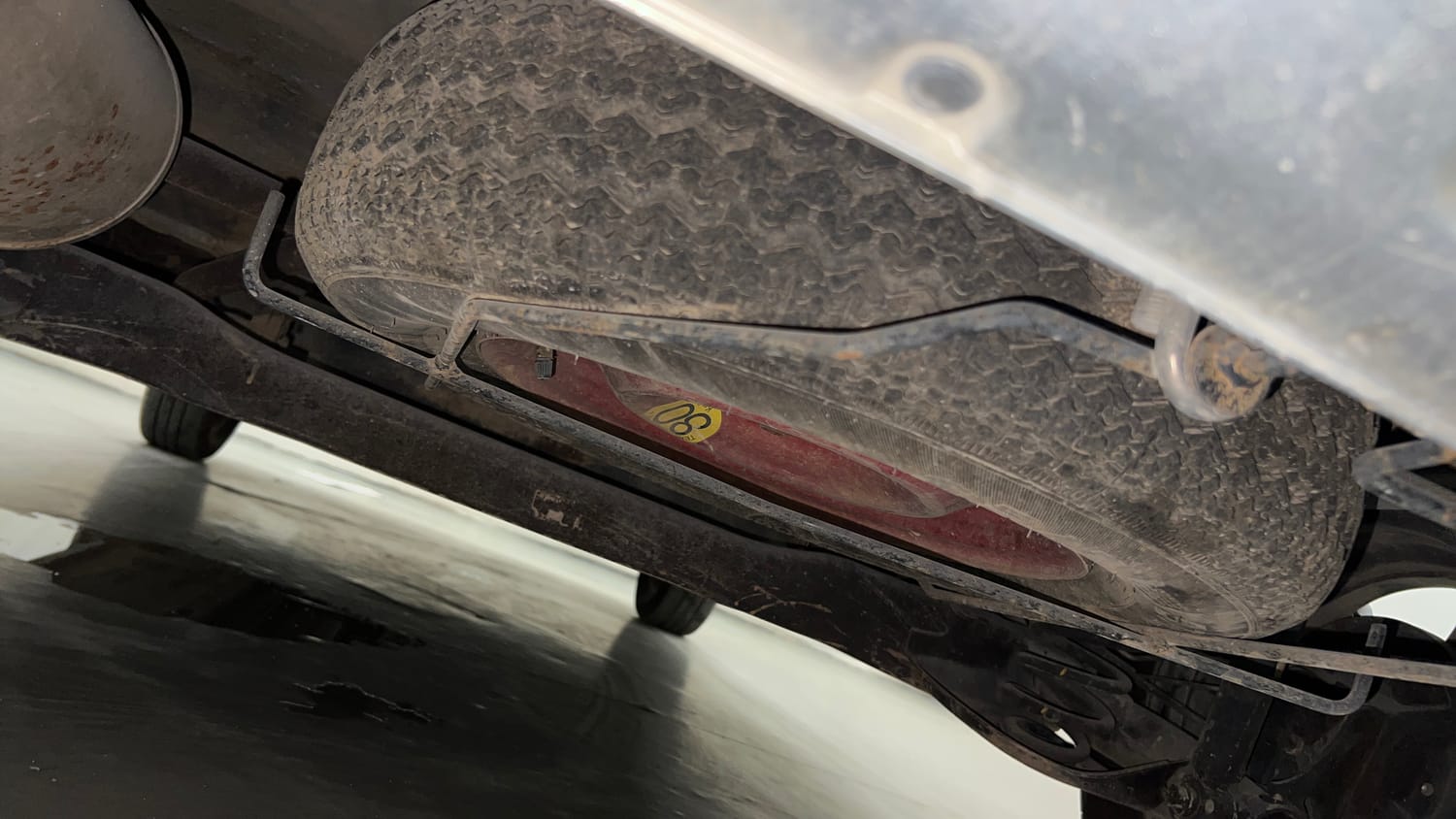 Used 2020 Renault Triber RXZ Petrol Manual tyres SPARE TYRE VIEW