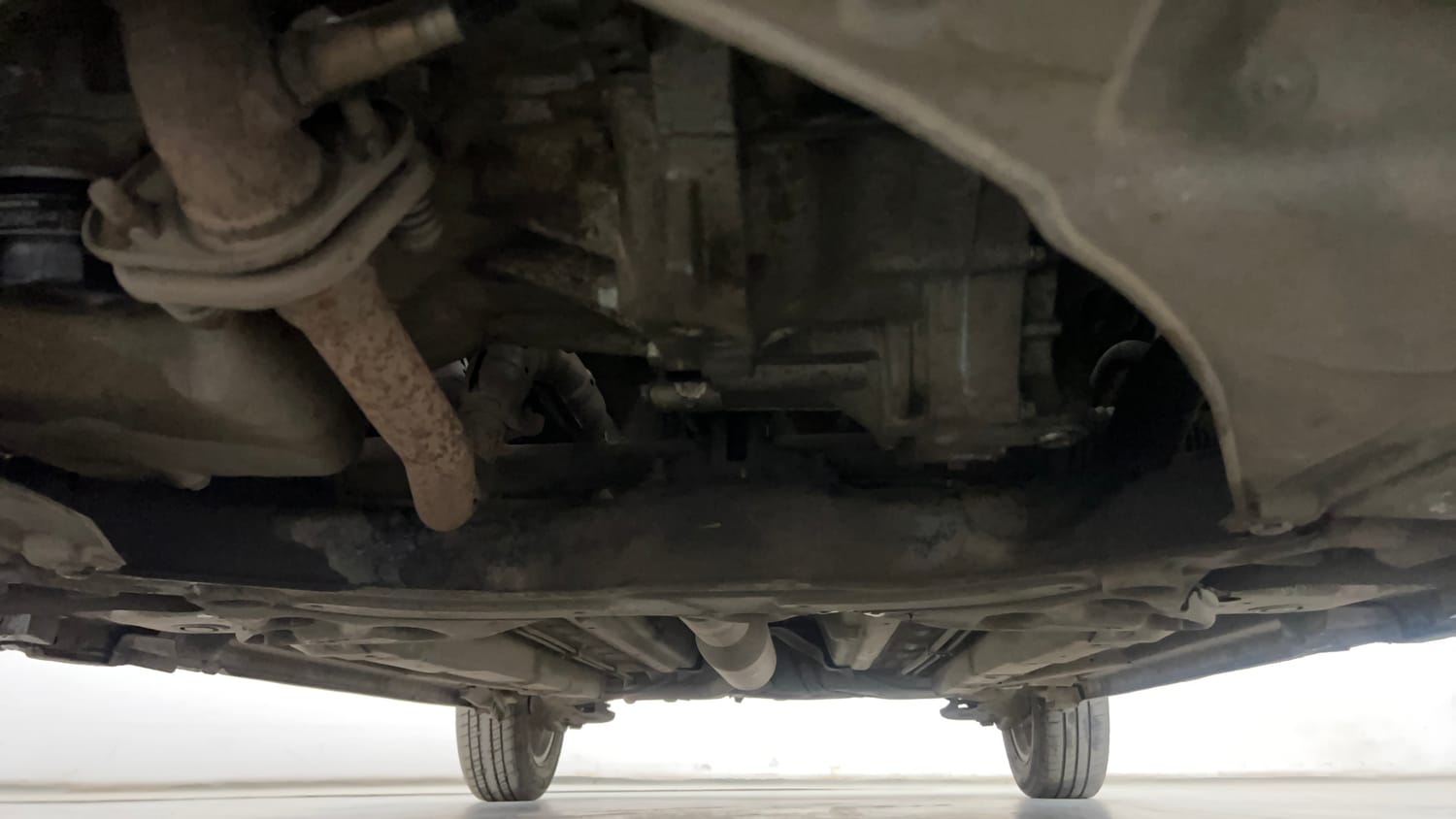 Used 2016 Maruti Suzuki Swift ZXi Petrol Manual extra FRONT LEFT UNDERBODY VIEW