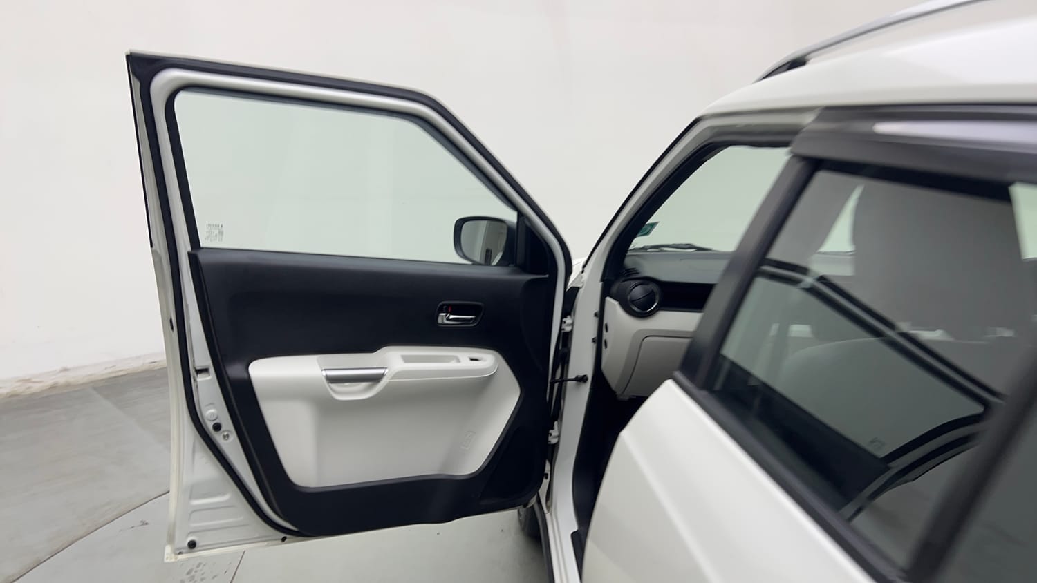 Used 2026 Maruti Suzuki Ignis Delta 1.2 MT Petrol Manual interior LEFT FRONT DOOR OPEN VIEW
