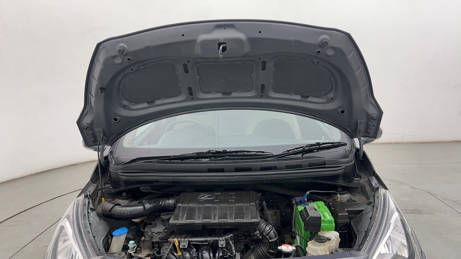 Used 2018 Hyundai Xcent SX (O) Petrol Manual engine ENGINE & BONNET OPEN FRONT VIEW