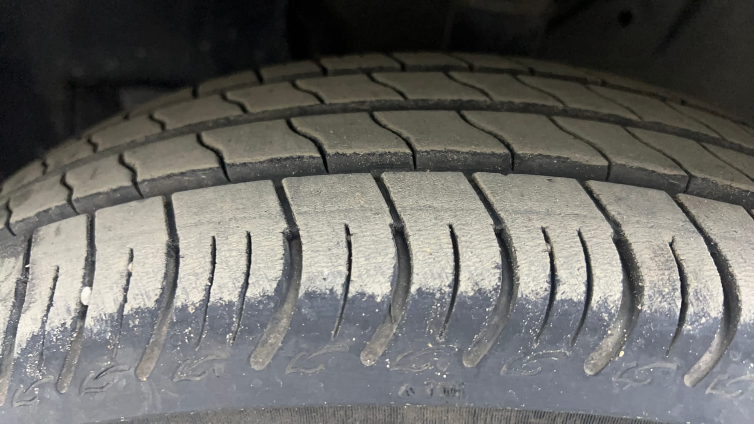 Used 2022 Maruti Suzuki Wagon R ZXI Plus 1.2 Petrol Manual tyres LEFT FRONT TYRE TREAD VIEW