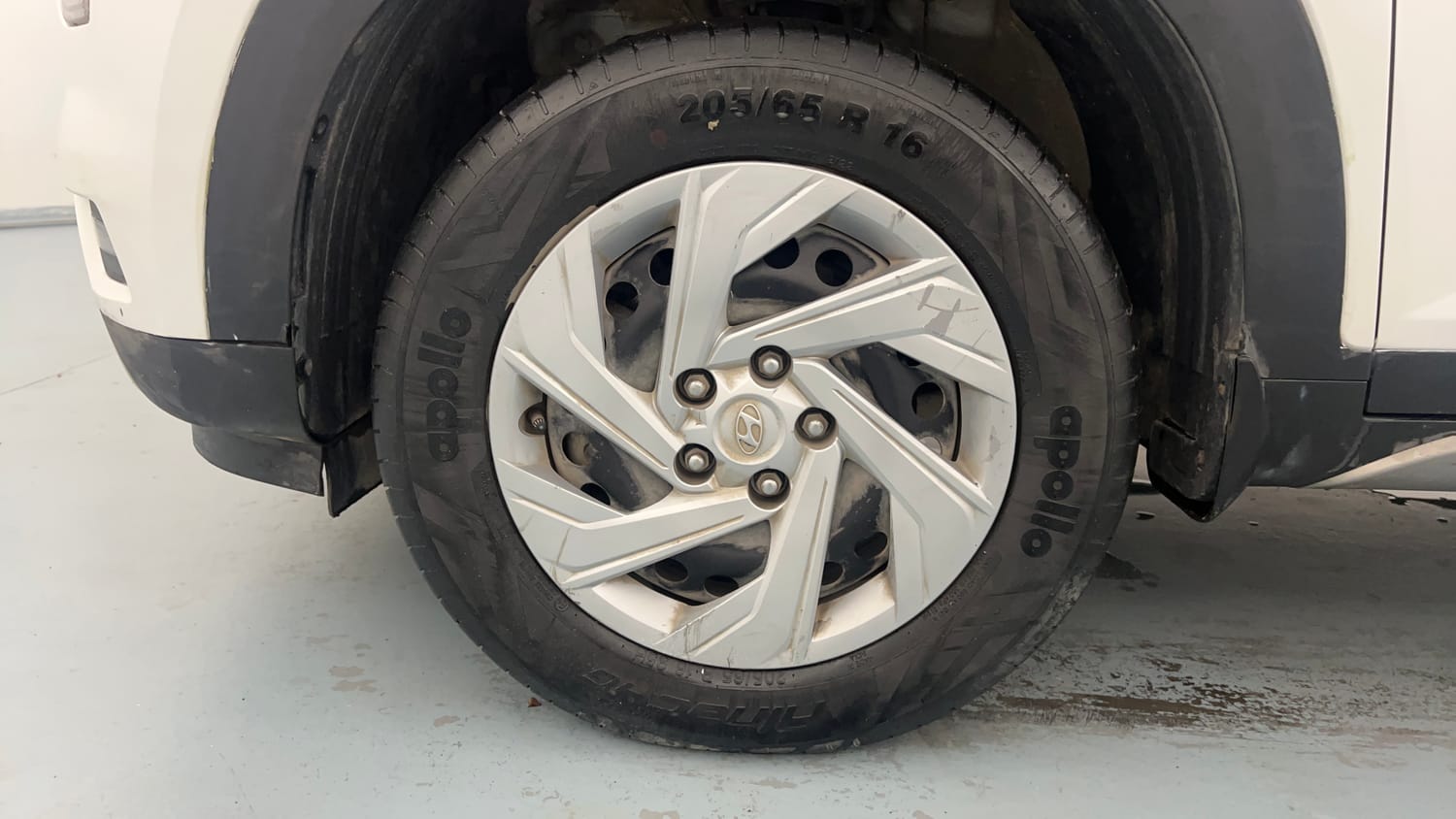 Used 2022 Hyundai Creta EX 1.5 Diesel Diesel Manual tyres LEFT FRONT TYRE RIM VIEW