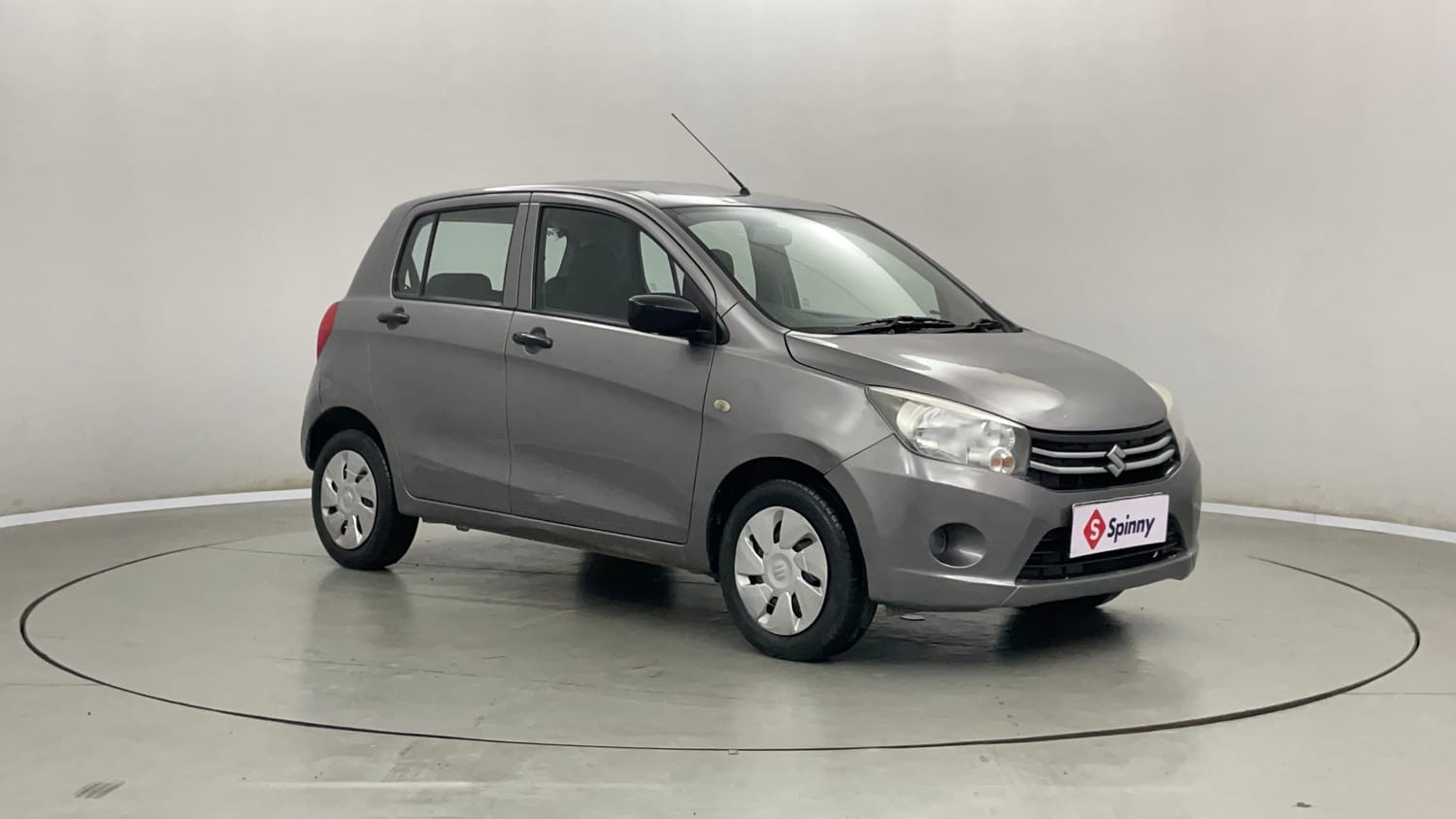 Used 2016 Maruti Suzuki Celerio VXi AMT Petrol Automatic exterior RIGHT FRONT CORNER VIEW