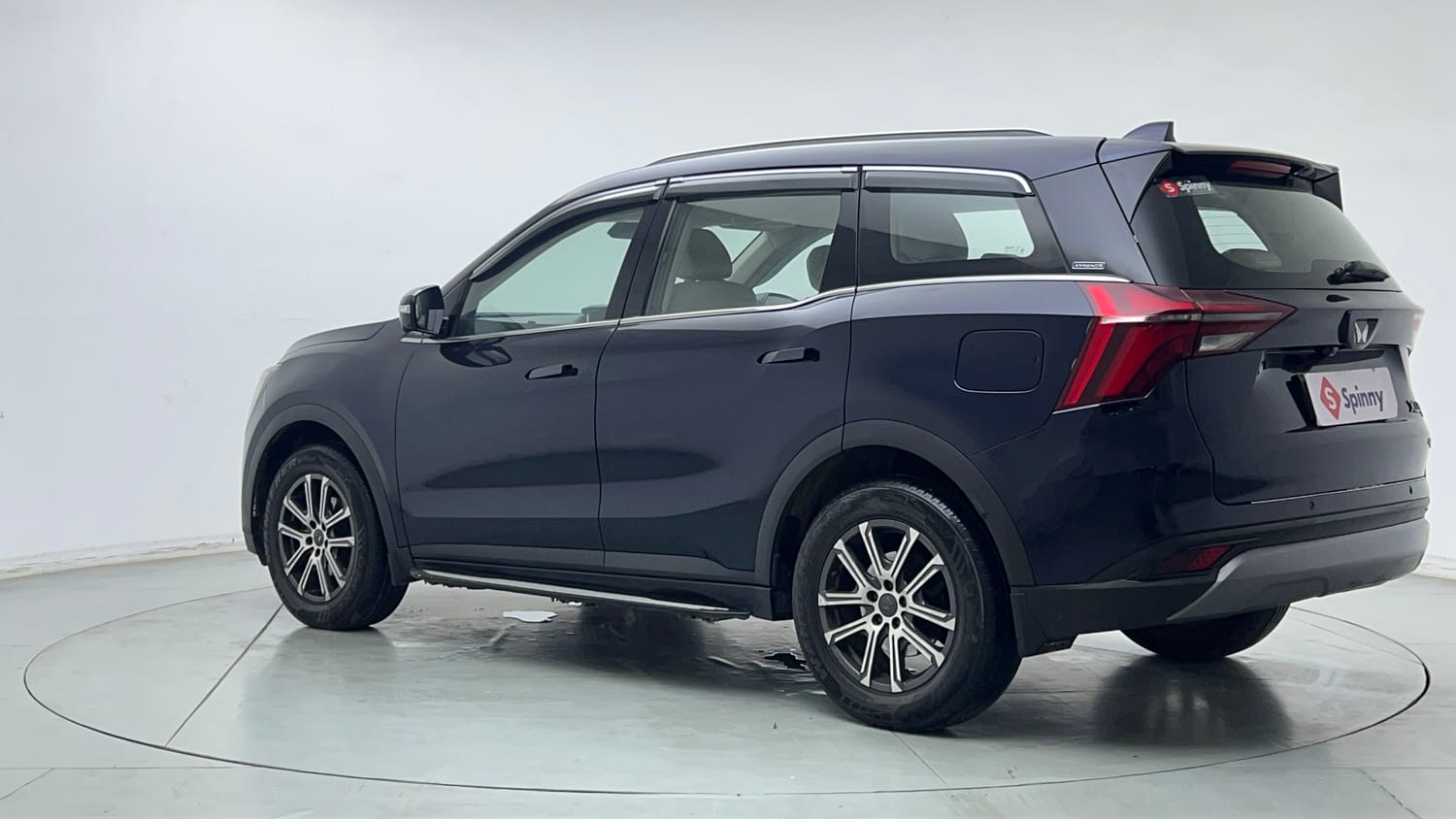 Used 2024 Mahindra XUV700 AX 7 Luxury Pack Diesel MT 7 STR Diesel Manual exterior LEFT REAR CORNER VIEW