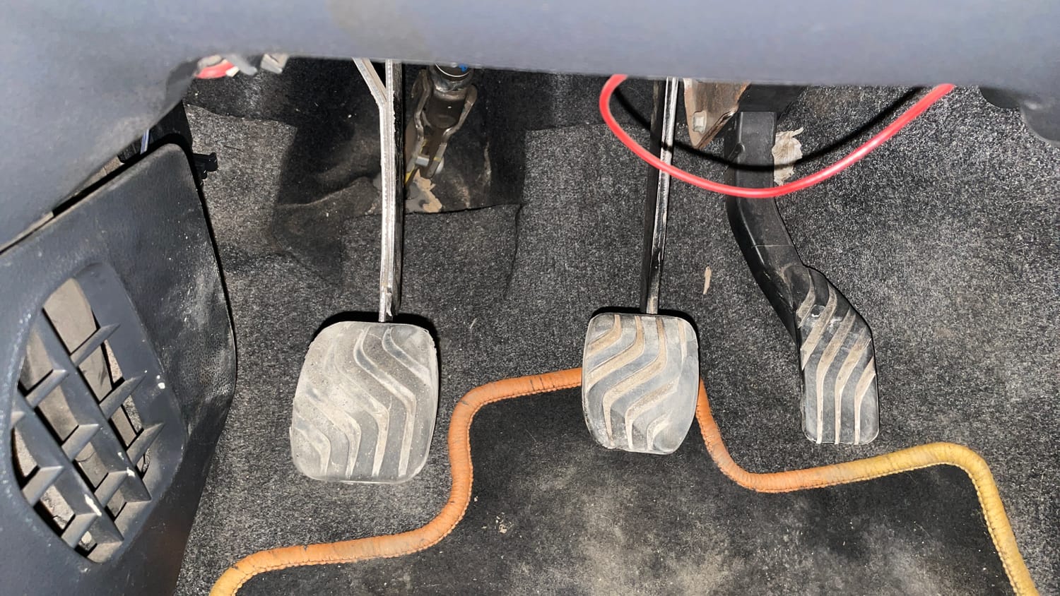 Used 2016 Renault Kwid RXL Petrol Manual interior PEDALS VIEW