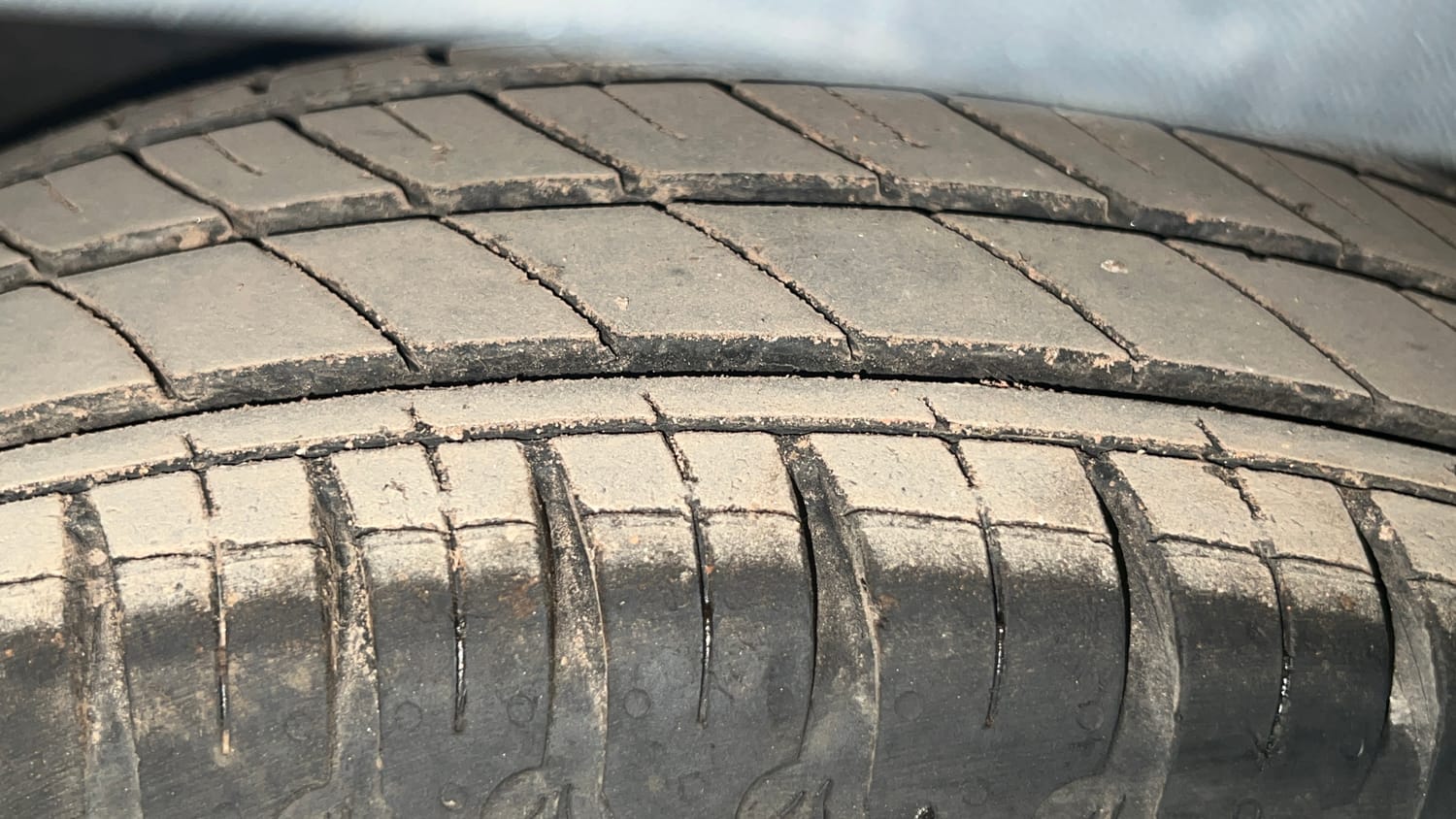Used 2020 Renault Kwid RXL Petrol Manual tyres RIGHT FRONT TYRE TREAD VIEW