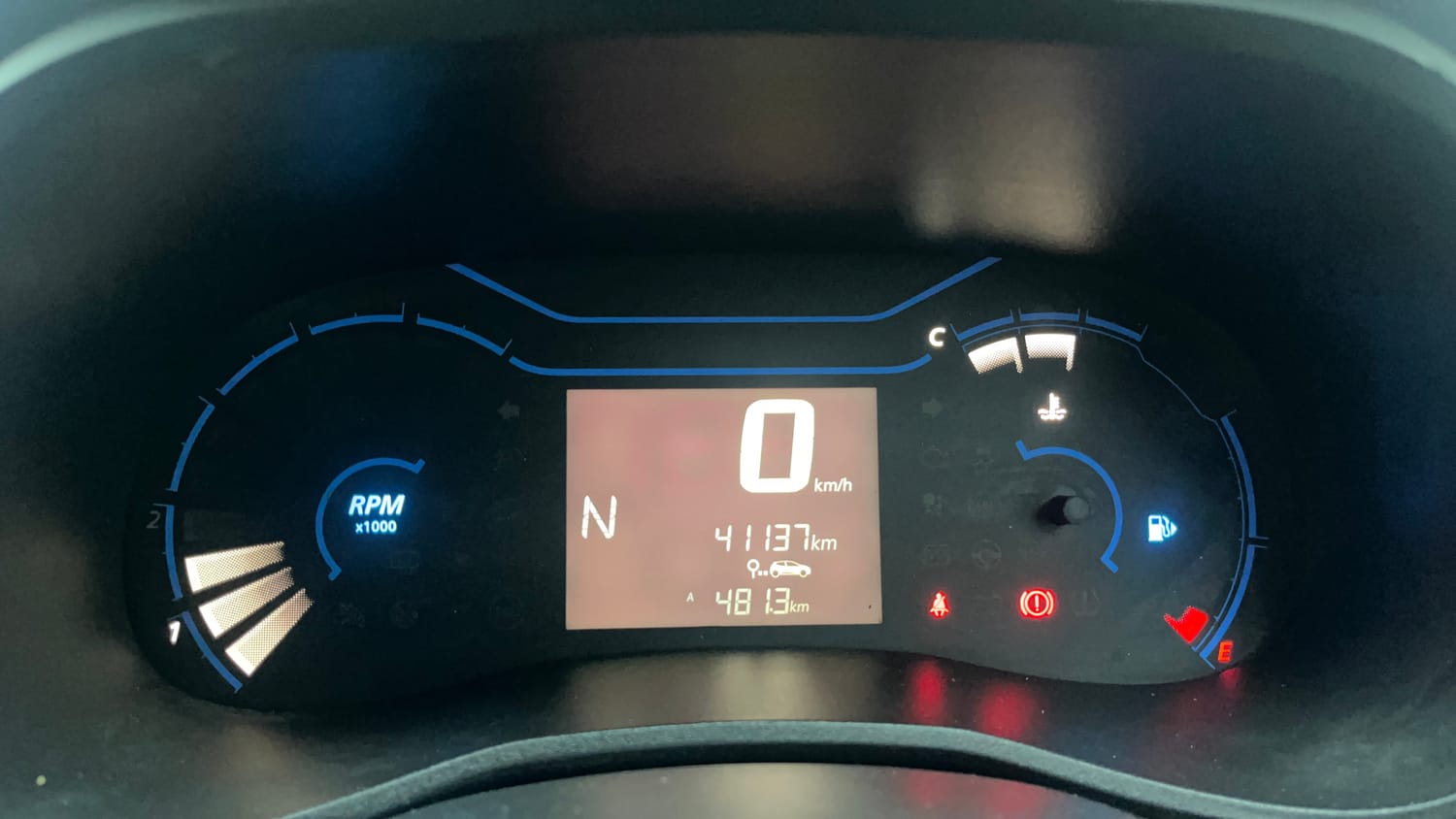 Used 2020 Renault Kwid RXT 1.0 AMT Opt Petrol Automatic interior CLUSTERMETER VIEW