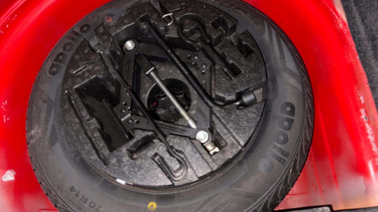 Used 2016 Volkswagen Polo GT TSI Petrol Automatic tyres SPARE TYRE VIEW