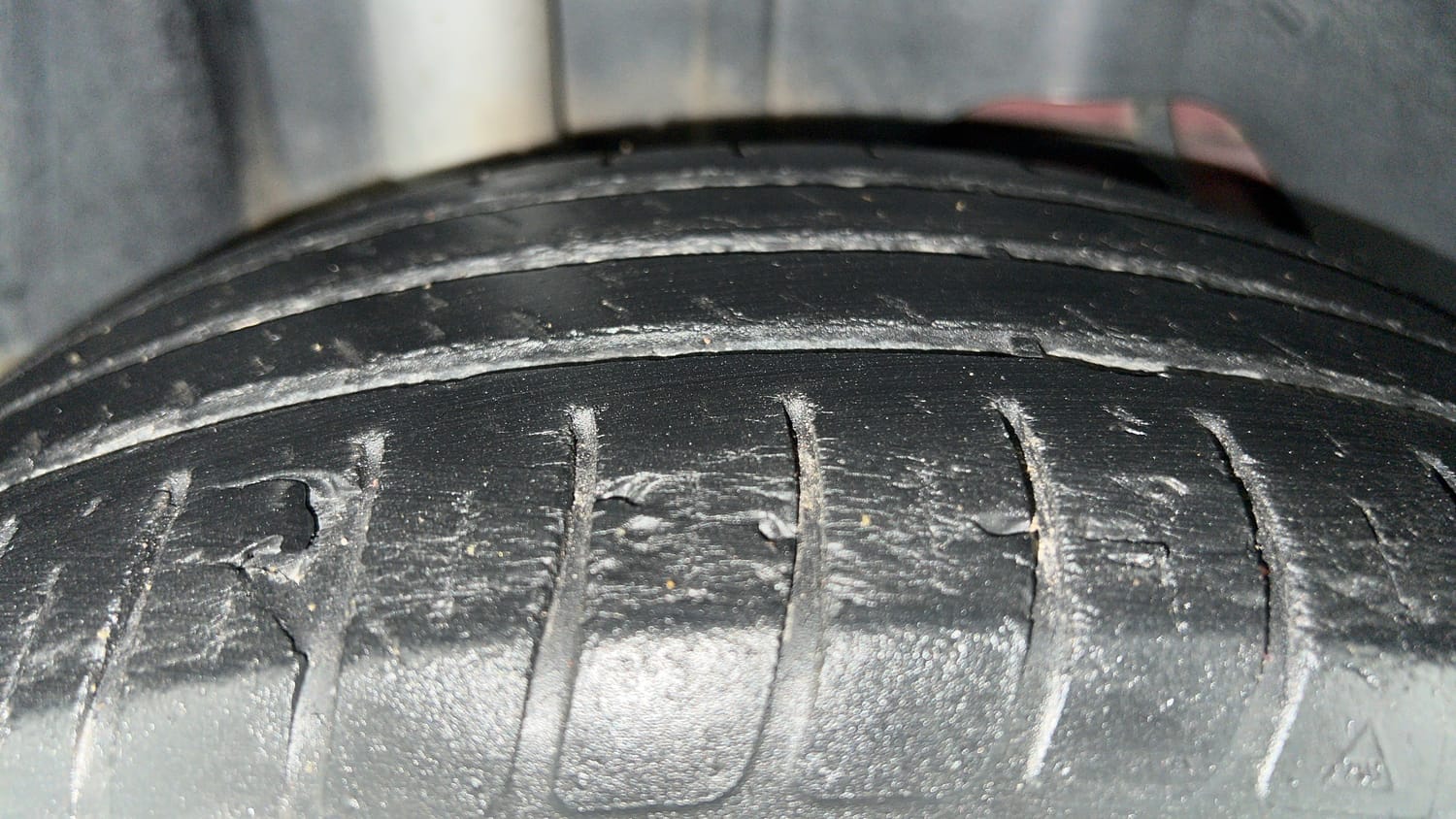 Used 2019 Ford Figo Aspire Trend Plus 1.2 Ti-VCT Petrol Manual tyres RIGHT REAR TYRE TREAD VIEW