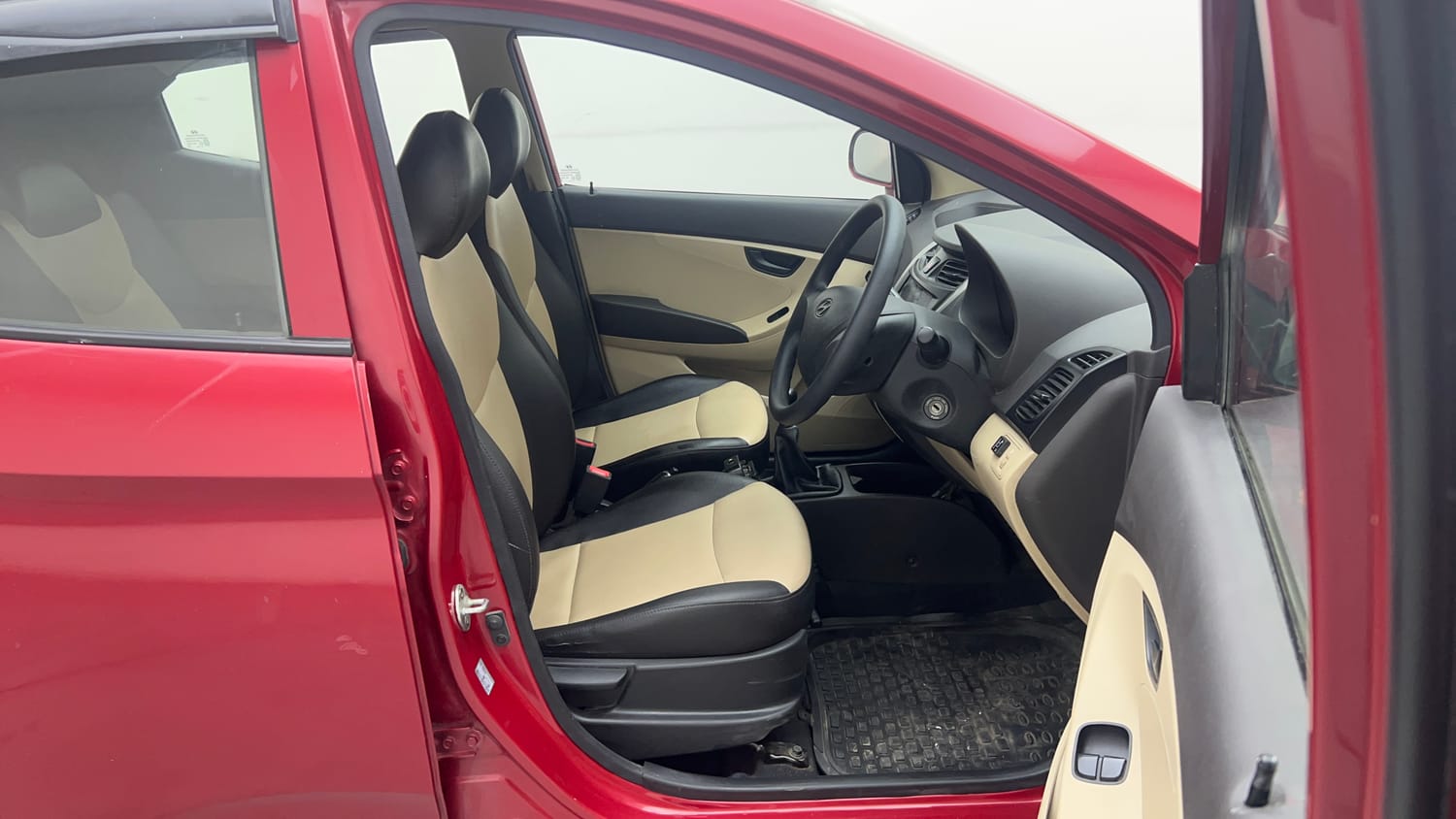 Used 2017 Hyundai Eon Era +  CNG (Outside Fitted) Cng Manual interior RIGHT SIDE FRONT DOOR CABIN VIEW