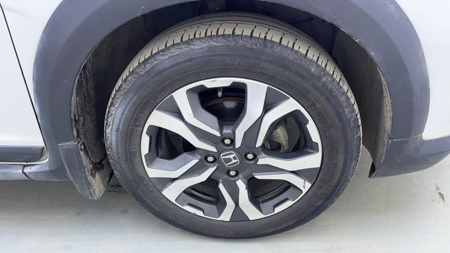 Used 2018 Honda WR-V VX MT Diesel Diesel Manual tyres RIGHT FRONT TYRE RIM VIEW