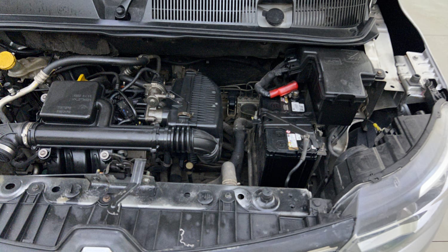 Used 2020 Renault Triber RXZ Petrol Manual engine ENGINE LEFT SIDE VIEW