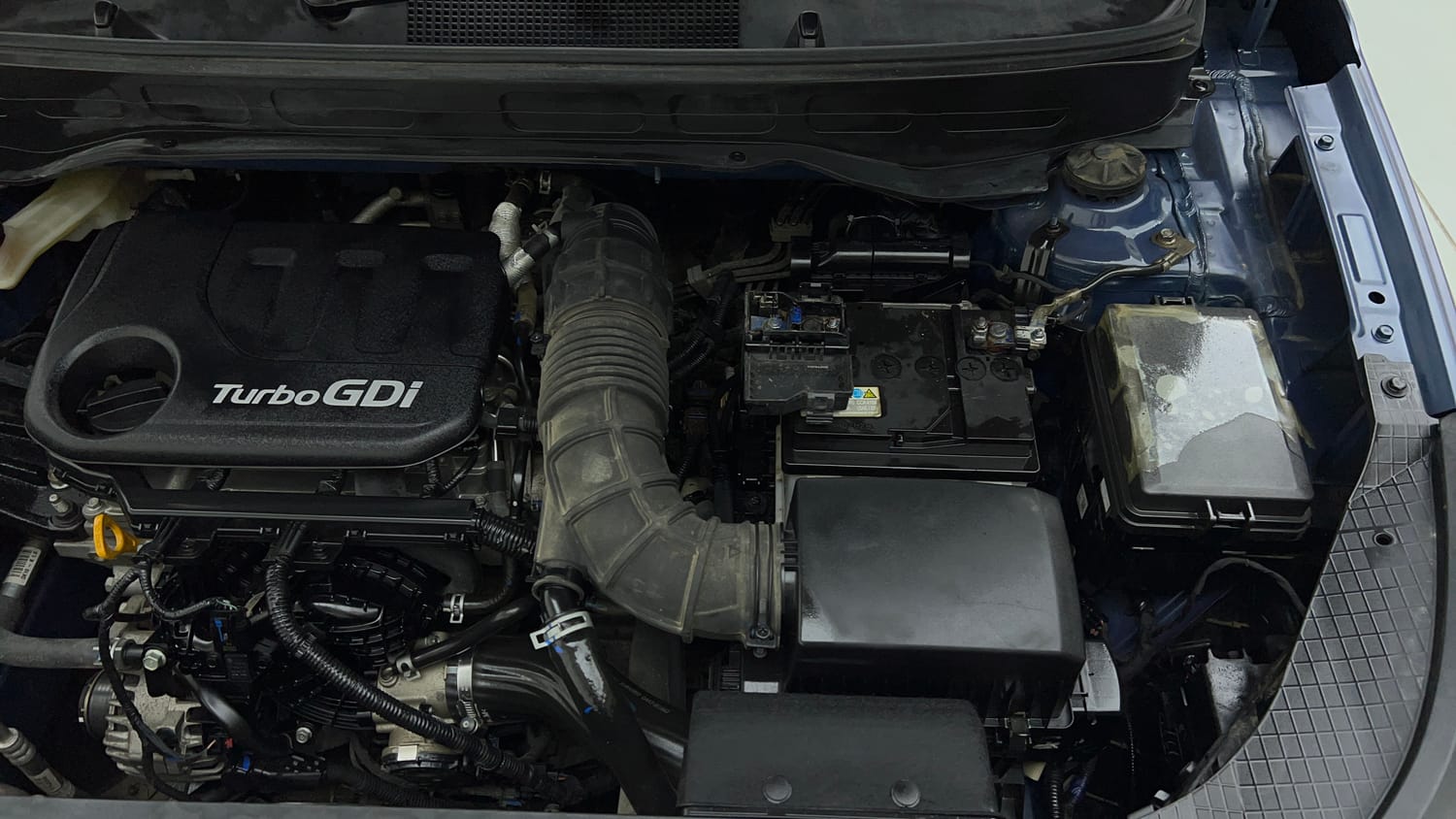 Used 2022 Hyundai Venue SX Plus 1.0 Turbo DCT Petrol Automatic engine ENGINE LEFT SIDE VIEW