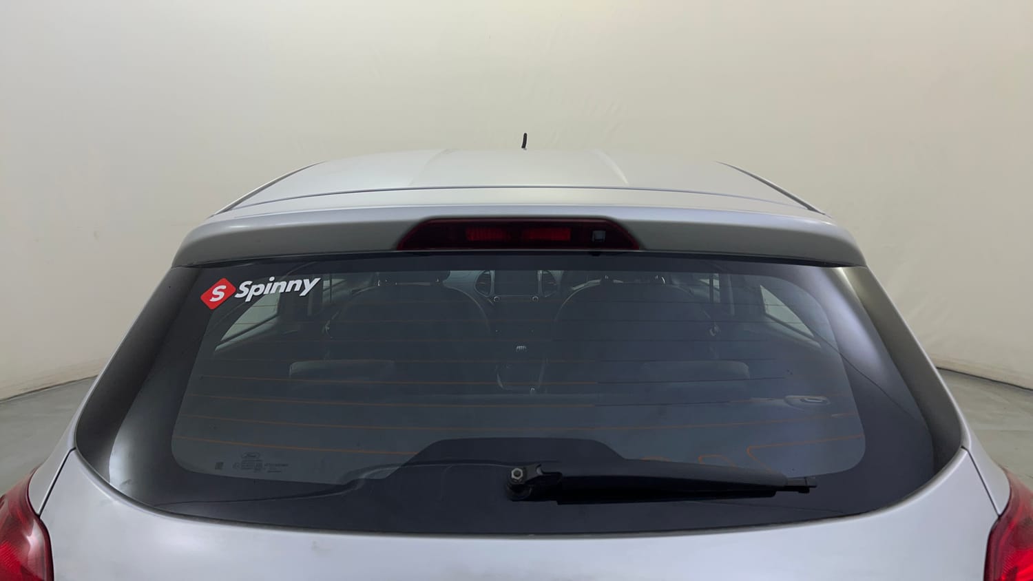Used 2019 Ford Figo Titanium 1.2 Ti-VCT MT Petrol Manual exterior BACK WINDSHIELD VIEW