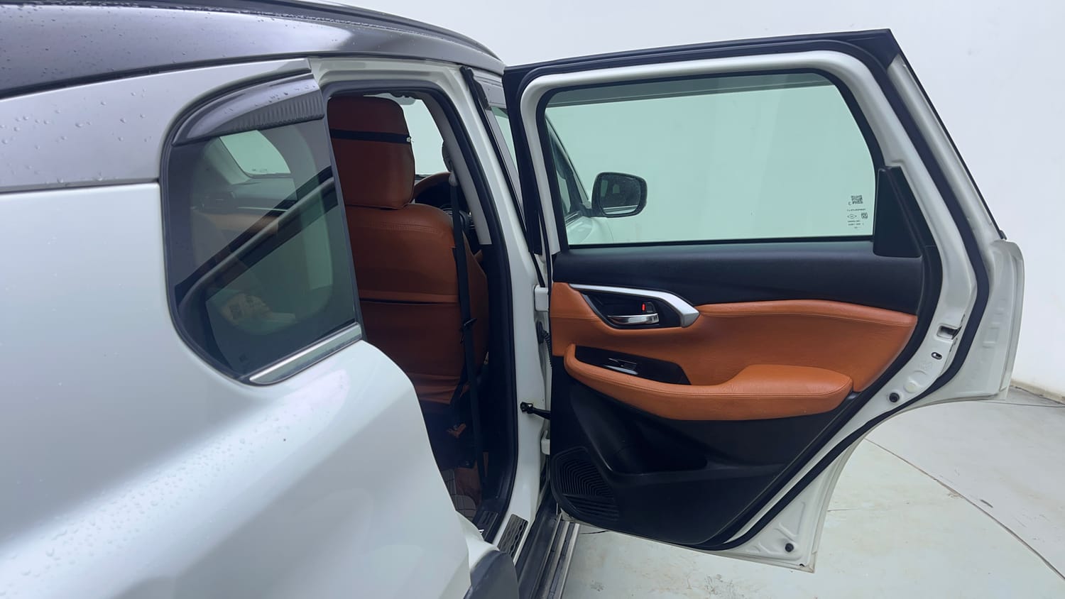 Used 2023 Maruti Suzuki Grand Vitara Zeta Smart Hybrid AT Petrol Automatic interior RIGHT REAR DOOR OPEN VIEW