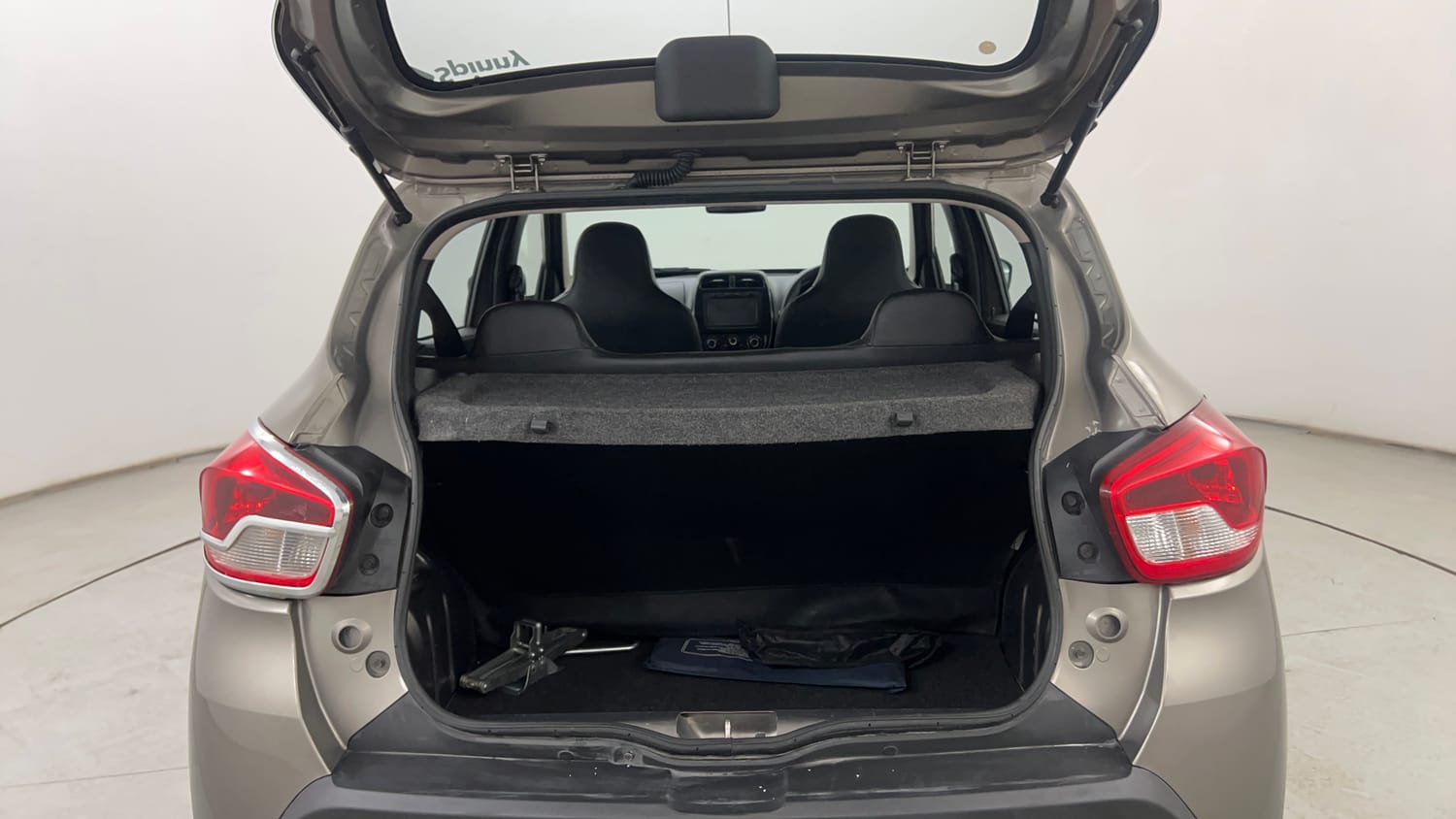 Used 2017 Renault Kwid RXT Petrol Manual interior DICKY INSIDE VIEW