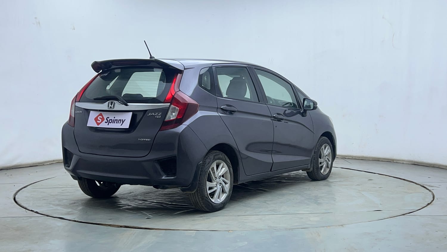 Used 2018 Honda Jazz VX Diesel Diesel Manual exterior RIGHT REAR CORNER VIEW