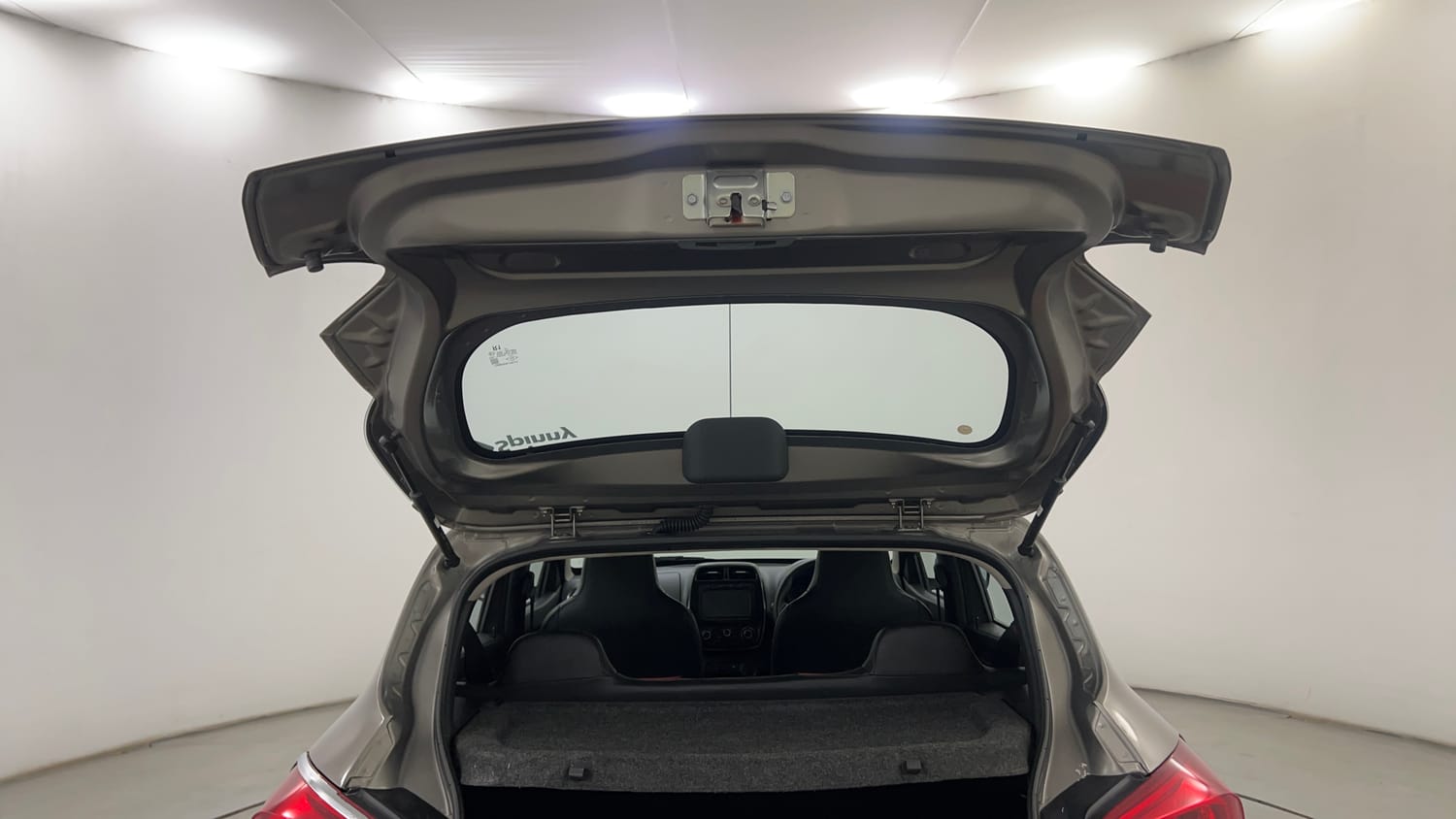 Used 2017 Renault Kwid RXT Petrol Manual interior DICKY DOOR OPEN VIEW