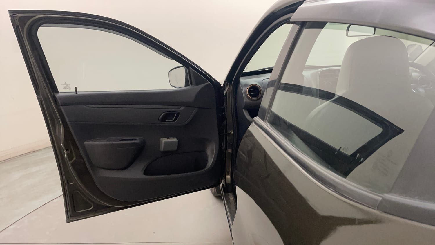 Used 2016 Renault Kwid RXL Petrol Manual interior LEFT FRONT DOOR OPEN VIEW