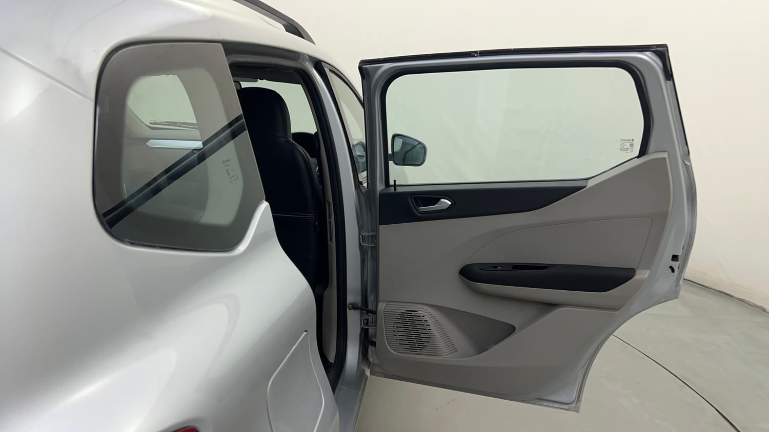 Used 2020 Renault Triber RXZ Petrol Manual interior RIGHT REAR DOOR OPEN VIEW