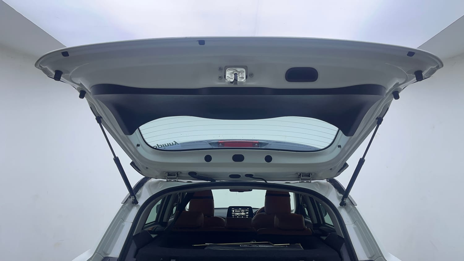 Used 2023 Maruti Suzuki Grand Vitara Zeta Smart Hybrid AT Petrol Automatic interior DICKY DOOR OPEN VIEW