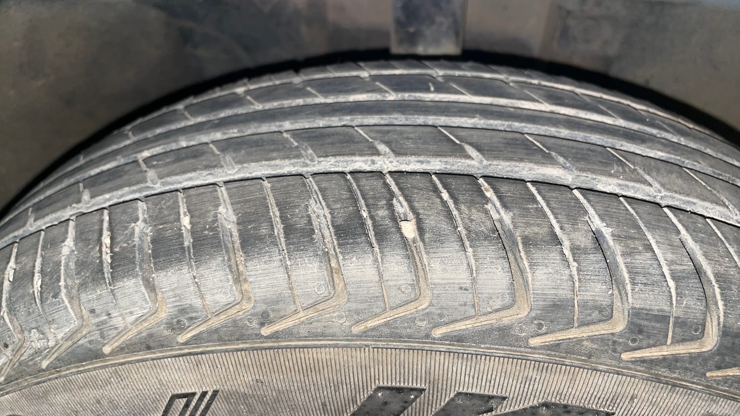 Used 2016 Renault Kwid RXL Petrol Manual tyres RIGHT FRONT TYRE TREAD VIEW