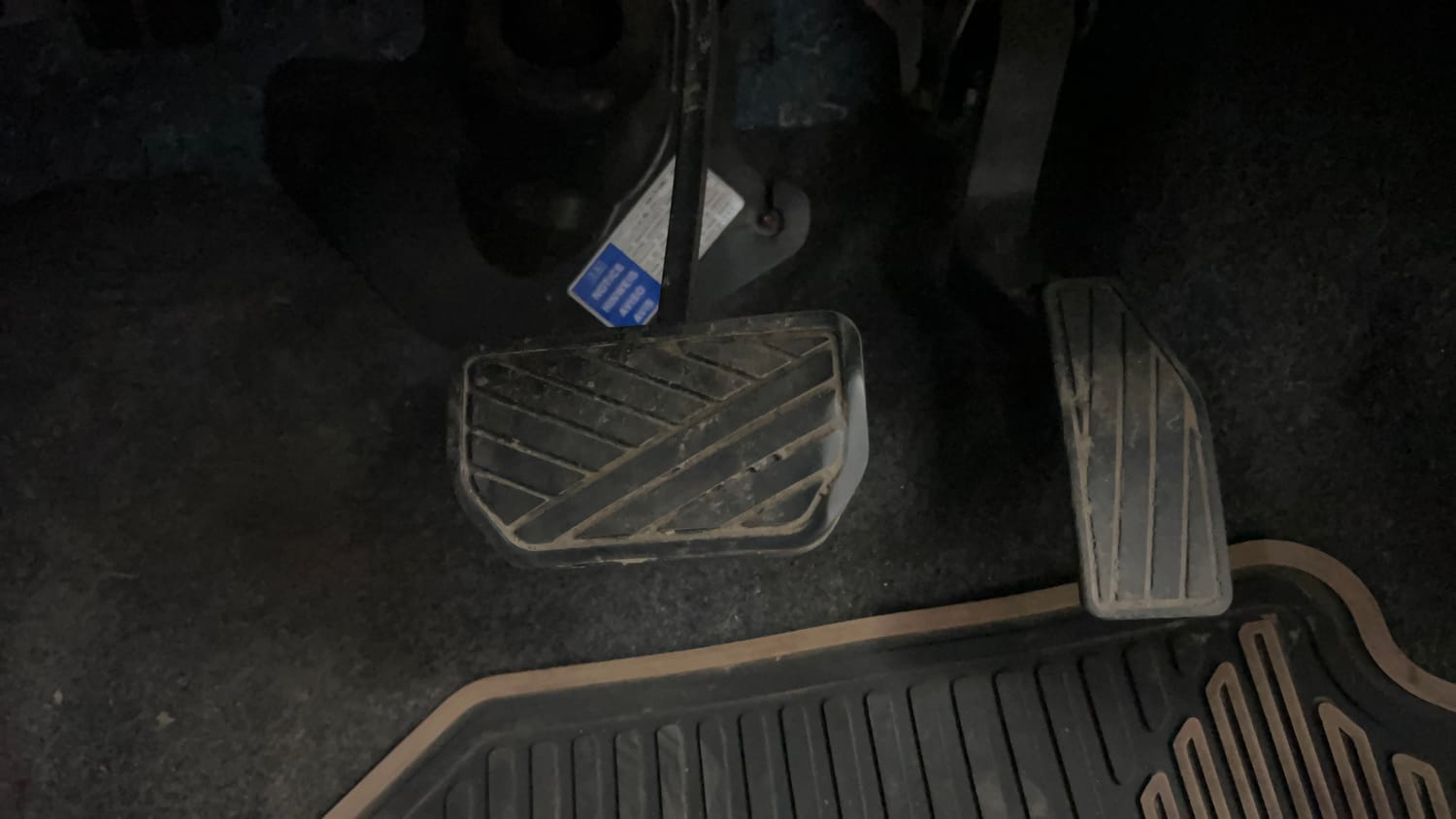Used 2020 Maruti Suzuki Celerio ZXi AMT Petrol Automatic interior PEDALS VIEW