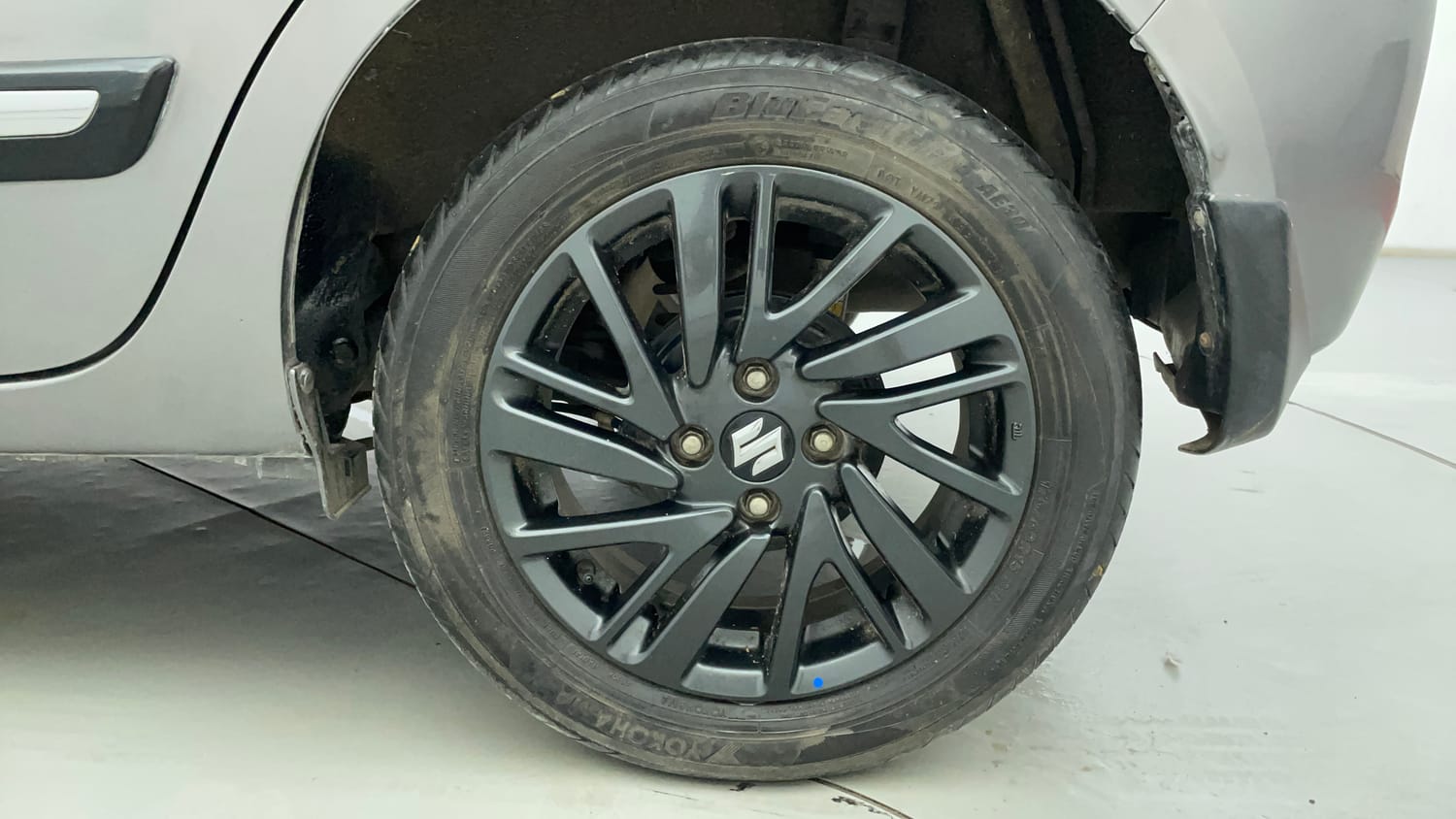 Used 2023 Maruti Suzuki Celerio ZXi Plus AMT Petrol Automatic tyres LEFT REAR TYRE RIM VIEW