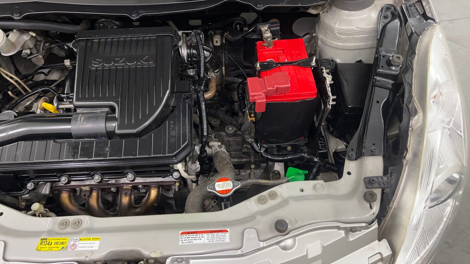 Used 2016 Maruti Suzuki Swift ZXi Petrol Manual engine ENGINE LEFT SIDE VIEW