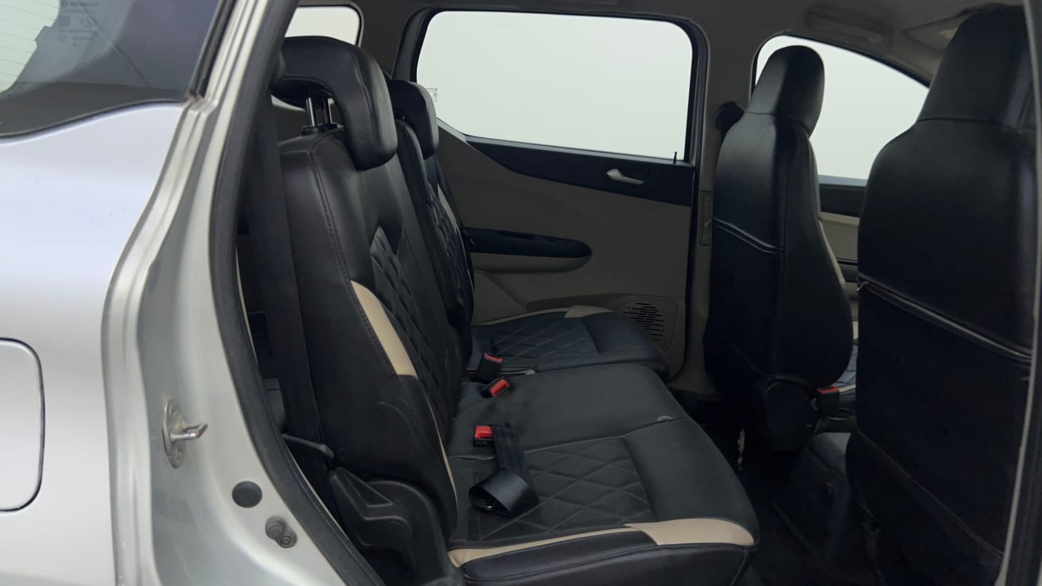 Used 2020 Renault Triber RXZ Petrol Manual interior RIGHT SIDE REAR DOOR CABIN VIEW