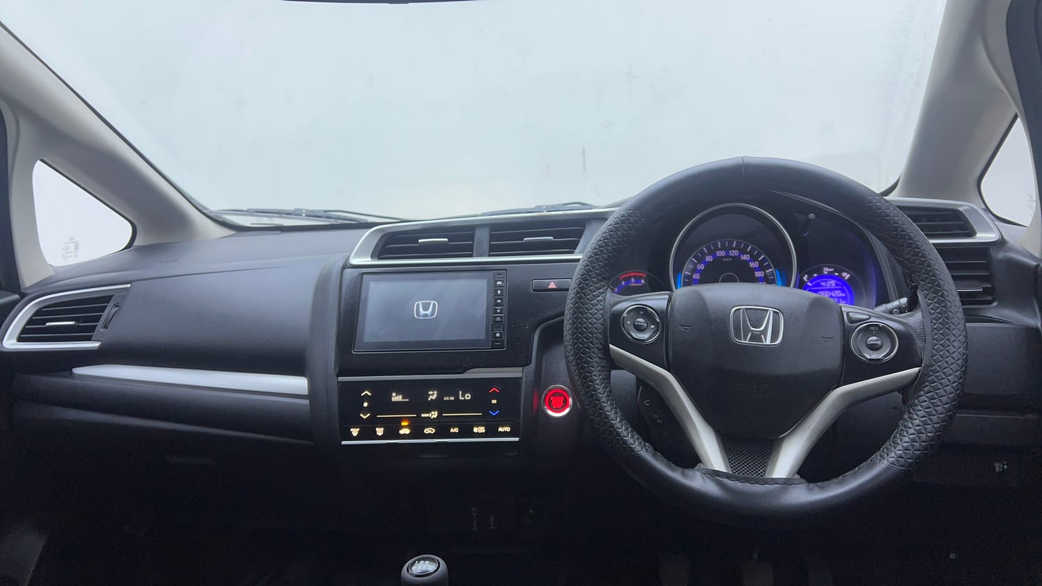 Used 2021 Honda WR-V VX MT Diesel Diesel Manual interior DASHBOARD VIEW