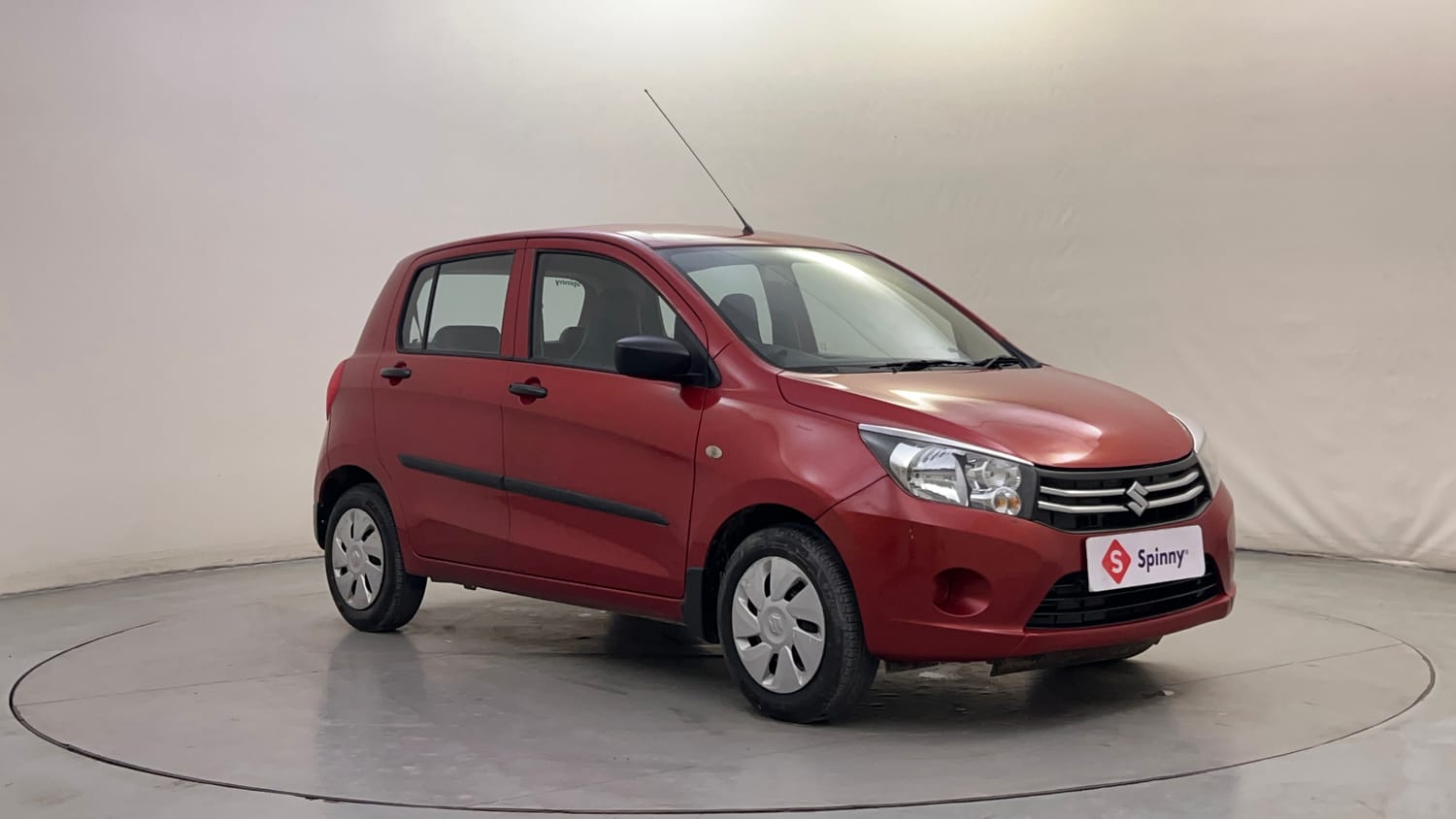 Used 2015 Maruti Suzuki Celerio VXi AMT Petrol Automatic exterior RIGHT FRONT CORNER VIEW