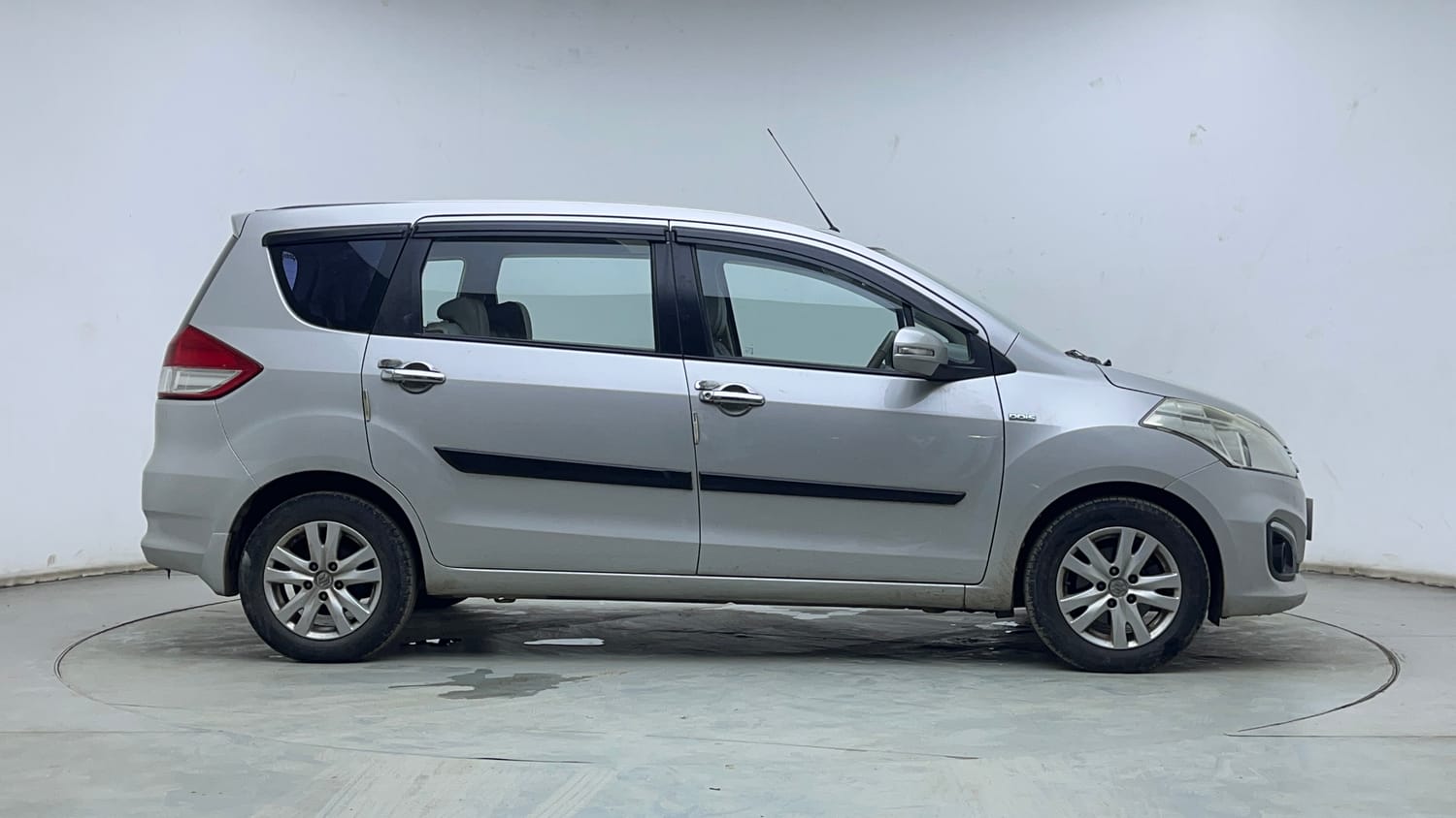 Used 2015 Maruti Suzuki Ertiga ZDI SHVS Diesel Manual exterior RIGHT SIDE VIEW