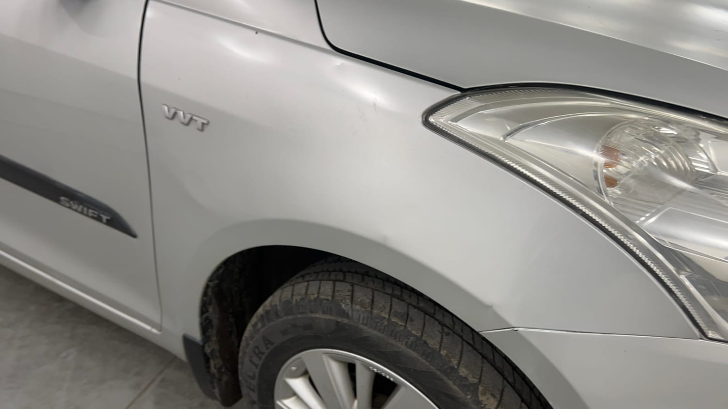 Used 2016 Maruti Suzuki Swift ZXi Petrol Manual dents MINOR SCRATCH
