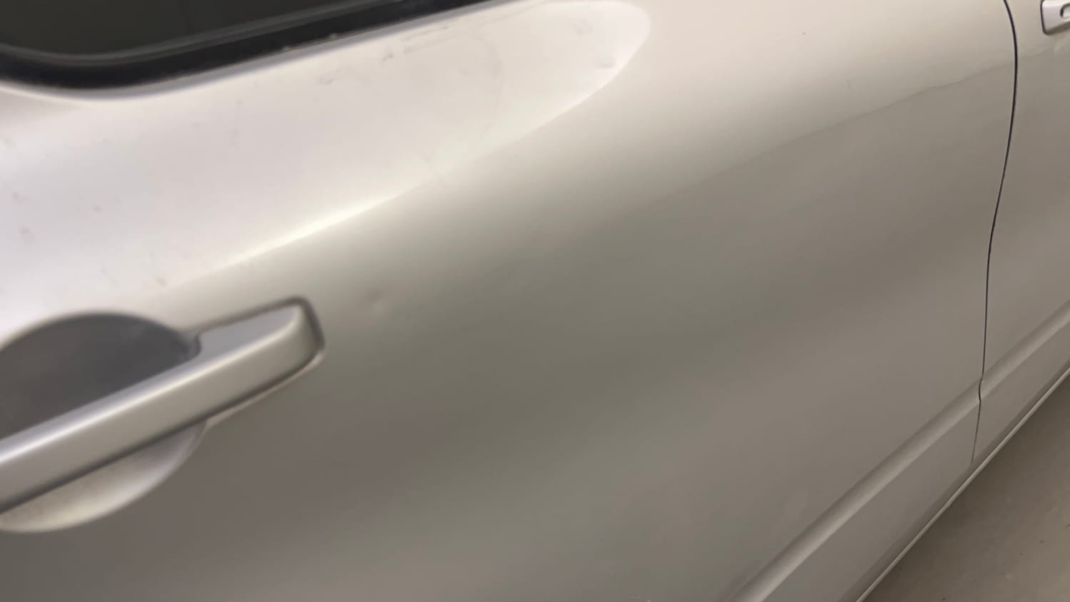 Used 2020 Renault Triber RXZ Petrol Manual dents MINOR DENT