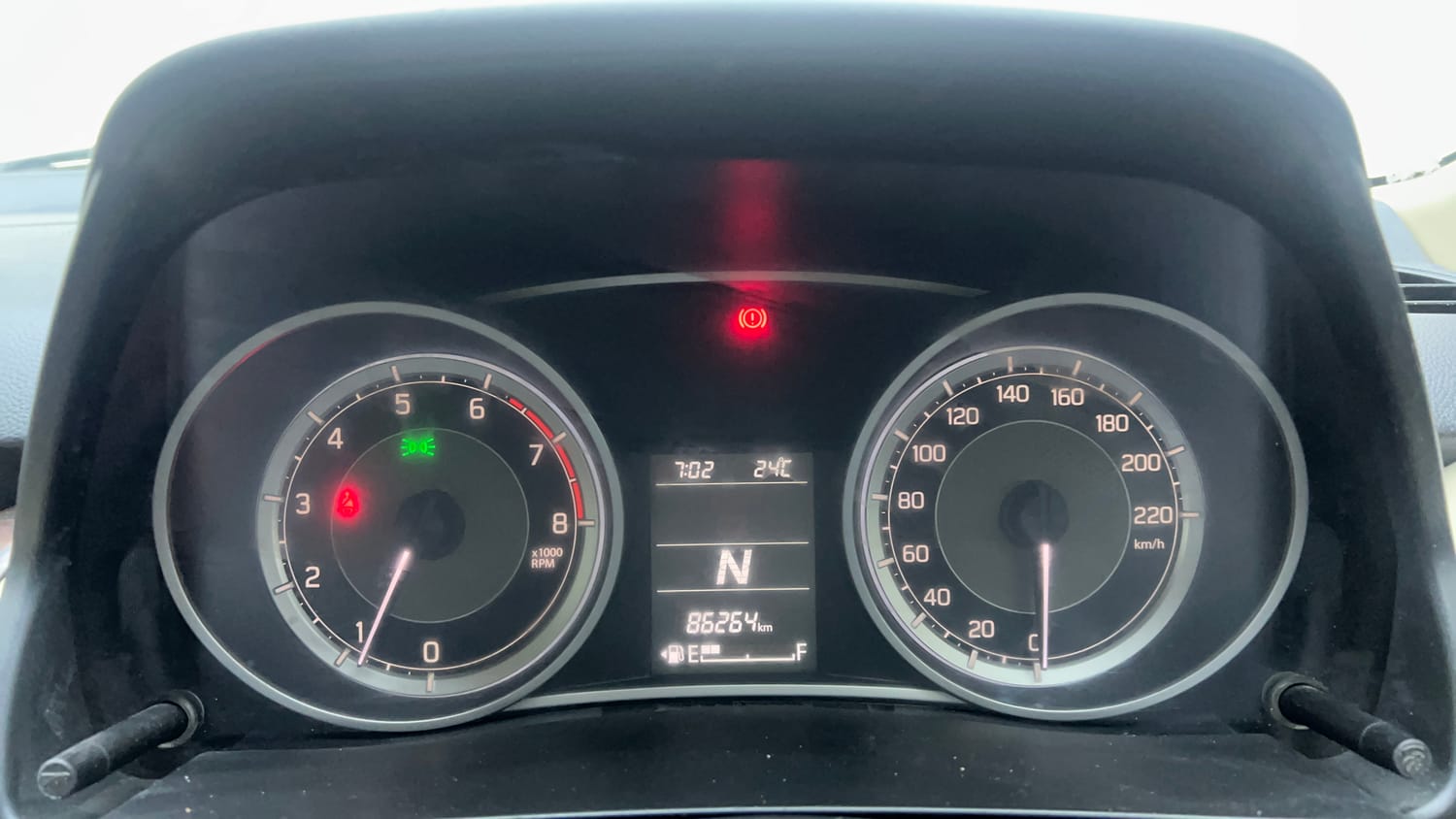 Used 2017 Maruti Suzuki Dzire VXi AMT Petrol Automatic interior CLUSTERMETER VIEW