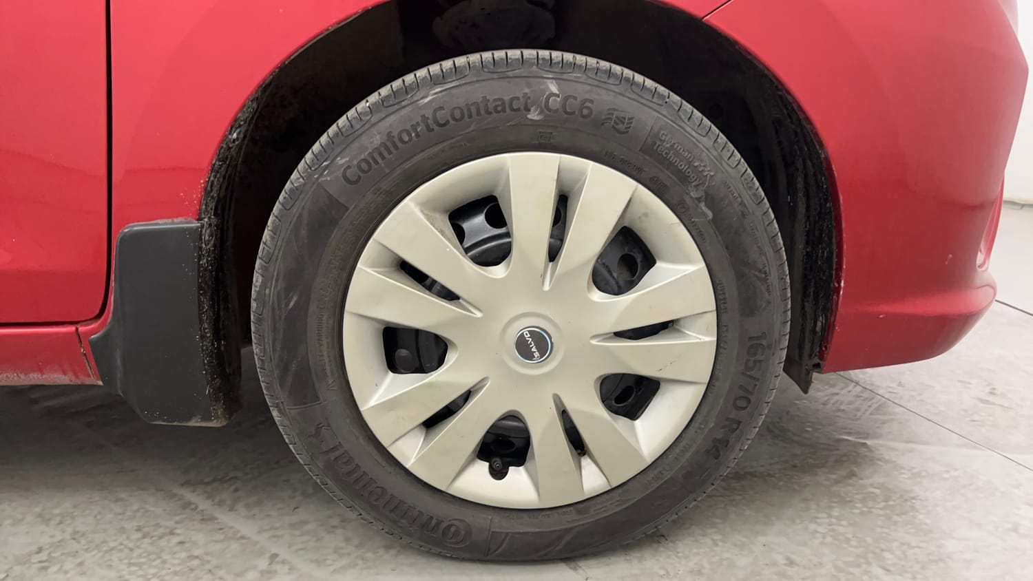Used 2020 Maruti Suzuki Celerio ZXi AMT Petrol Automatic tyres RIGHT FRONT TYRE RIM VIEW