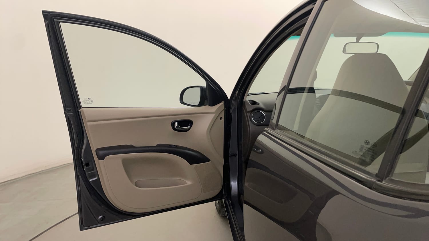 Used 2012 Hyundai i10 Sportz 1.2 AT Kappa2 Petrol Automatic interior LEFT FRONT DOOR OPEN VIEW