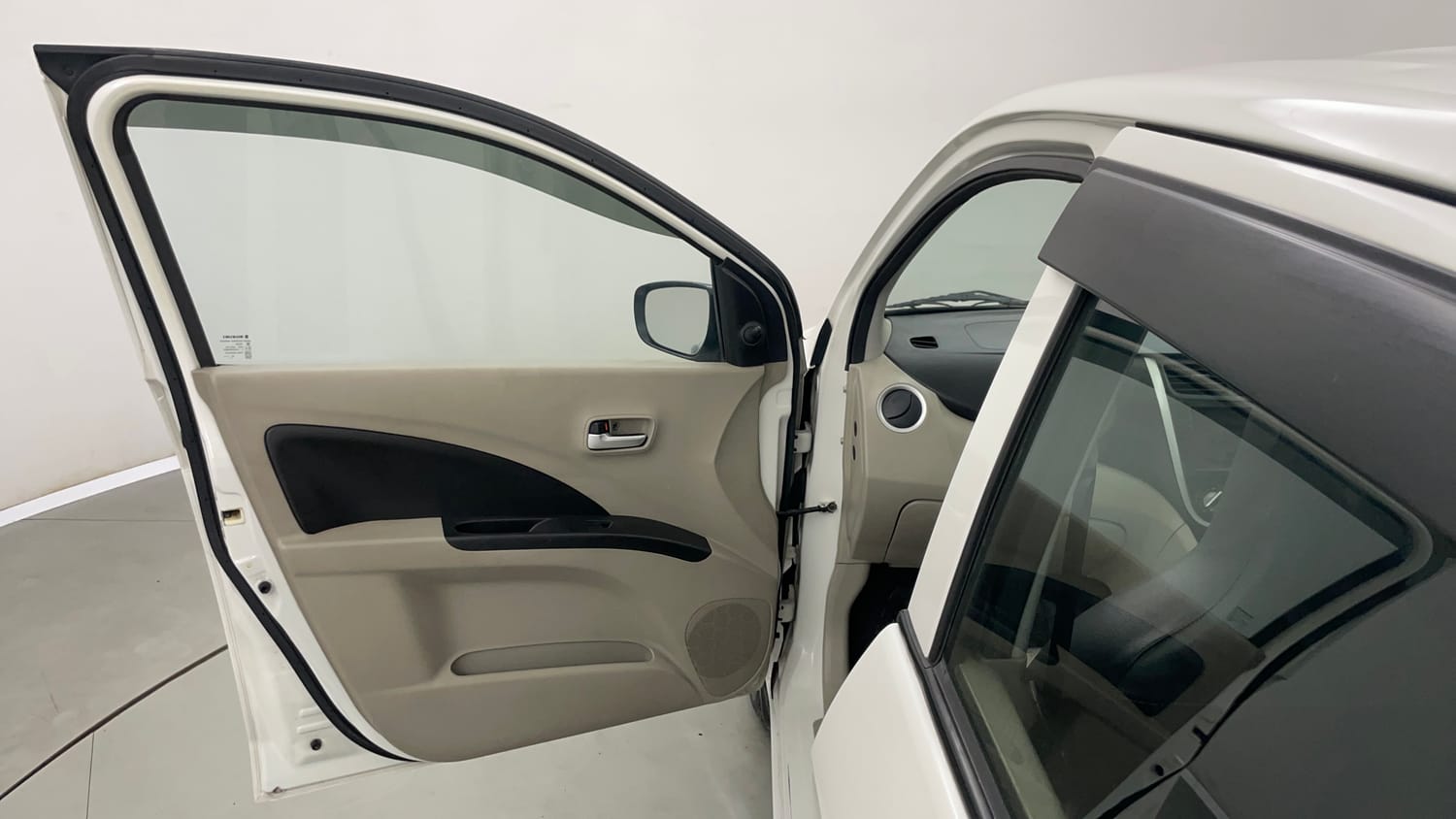 Used 2016 Maruti Suzuki Celerio VXi Petrol Manual interior LEFT FRONT DOOR OPEN VIEW