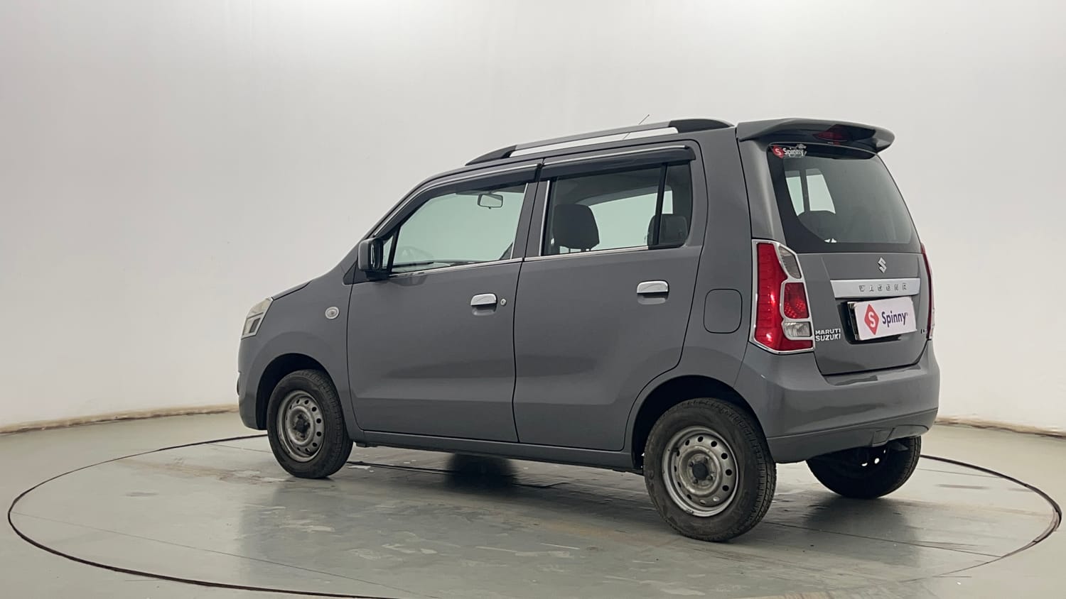 Used 2013 Maruti Suzuki Wagon R LXI Petrol Manual exterior LEFT REAR CORNER VIEW