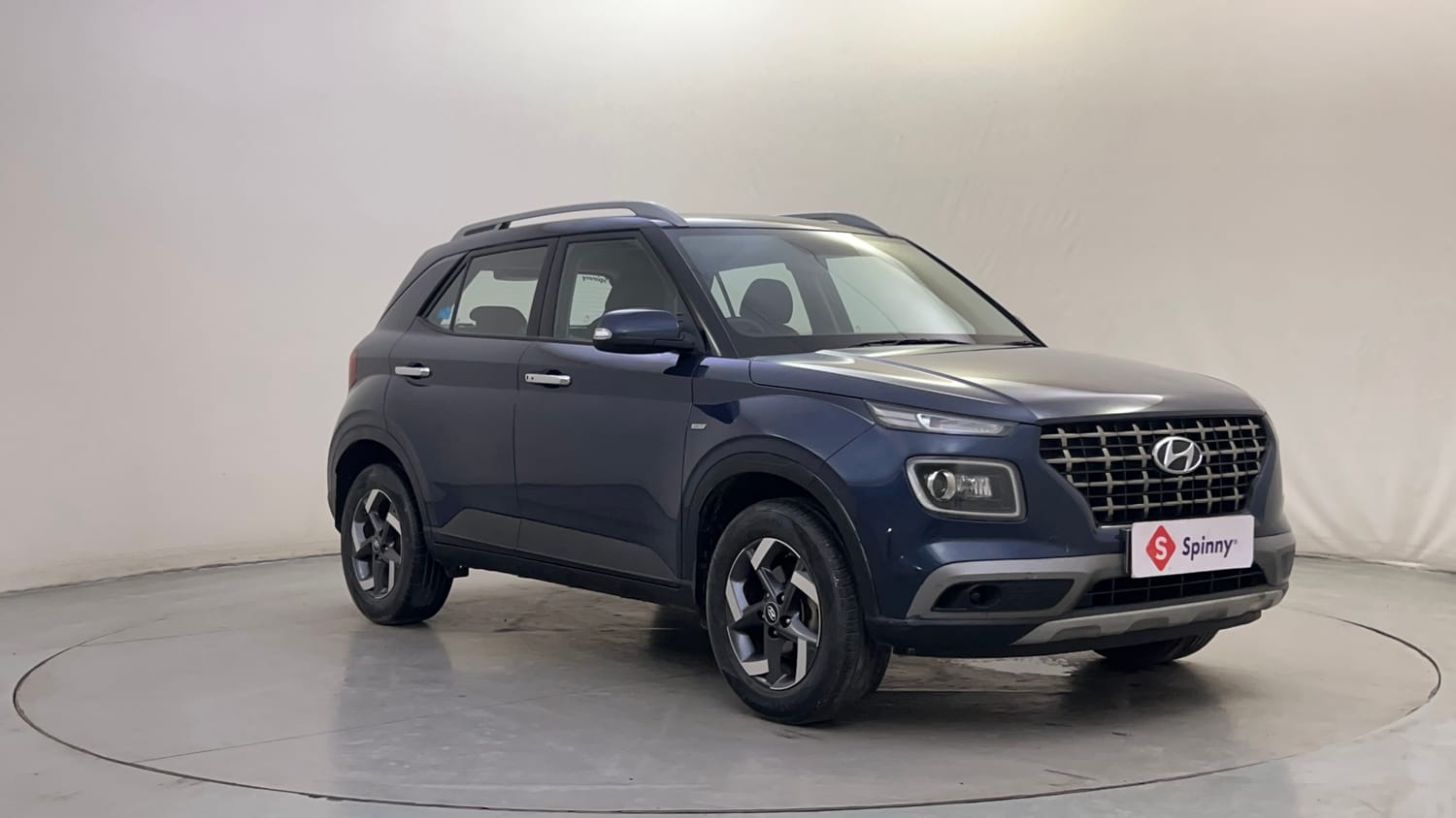 Used 2022 Hyundai Venue SX Plus 1.0 Turbo DCT Petrol Automatic exterior RIGHT FRONT CORNER VIEW