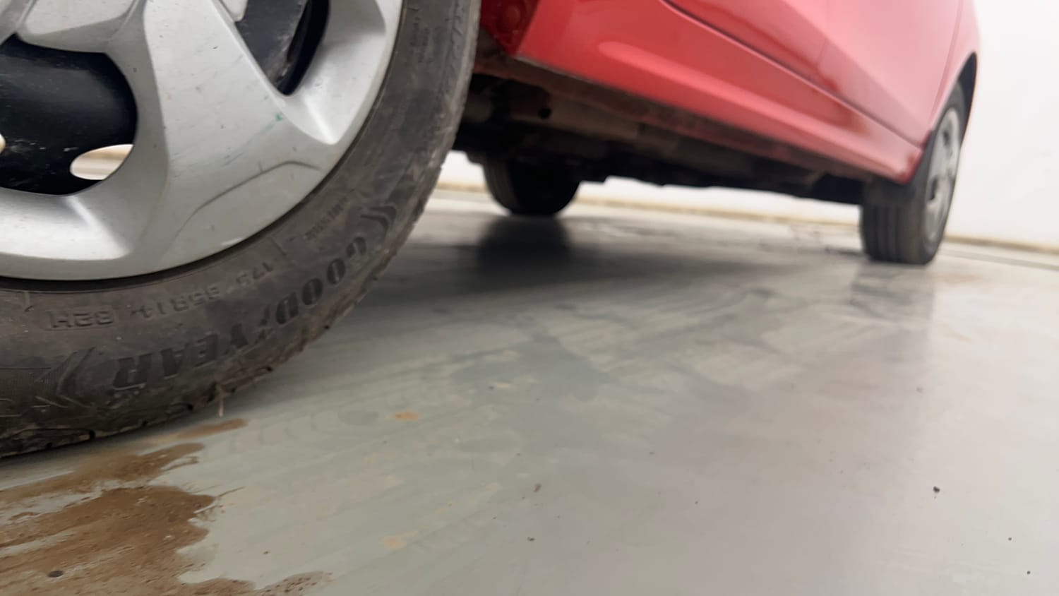 Used 2022 Tata Tiago XTA Petrol Automatic extra REAR RIGHT UNDERBODY VIEW