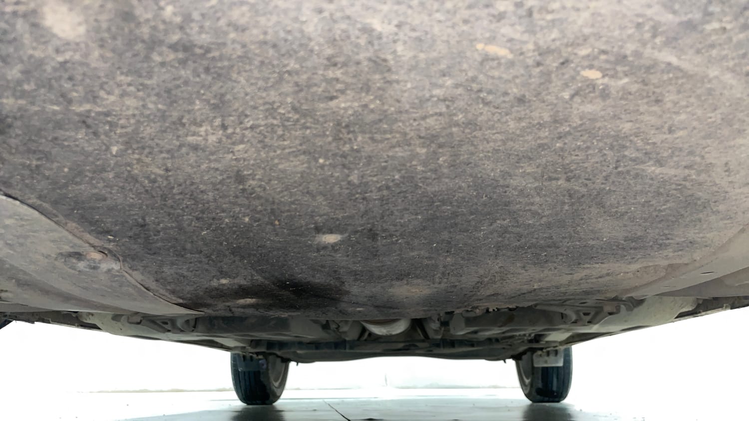 Used 2024 Maruti Suzuki Fronx Delta Plus 1.2L AGS Petrol Automatic extra FRONT LEFT UNDERBODY VIEW