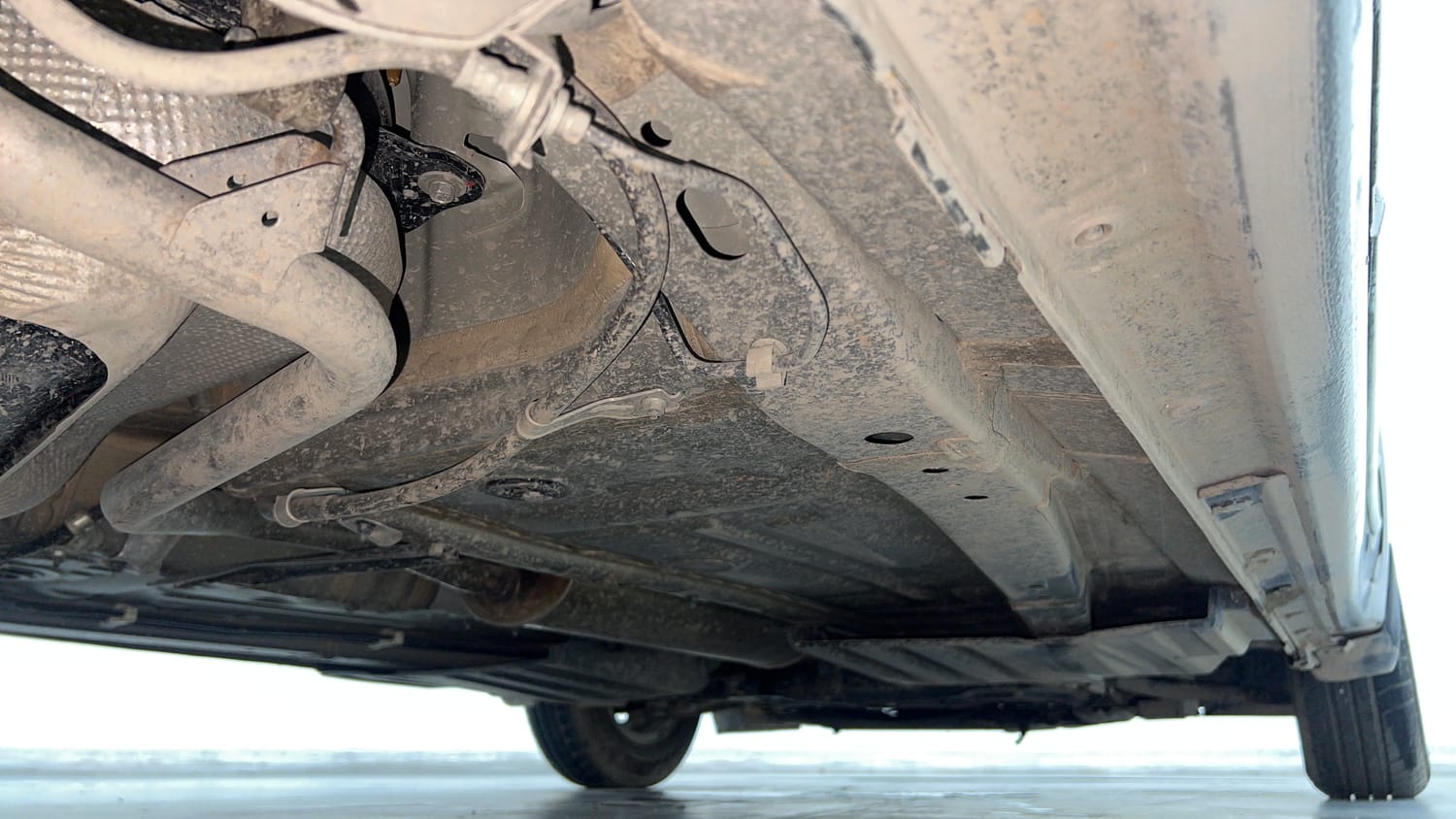 Used 2022 Maruti Suzuki Dzire VXi Petrol Manual extra REAR RIGHT UNDERBODY VIEW