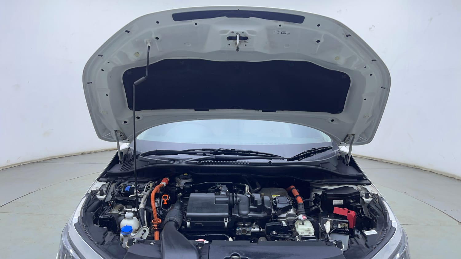 Used 2024 Honda City ZX Petrol CVT Hybrid Automatic engine ENGINE & BONNET OPEN FRONT VIEW