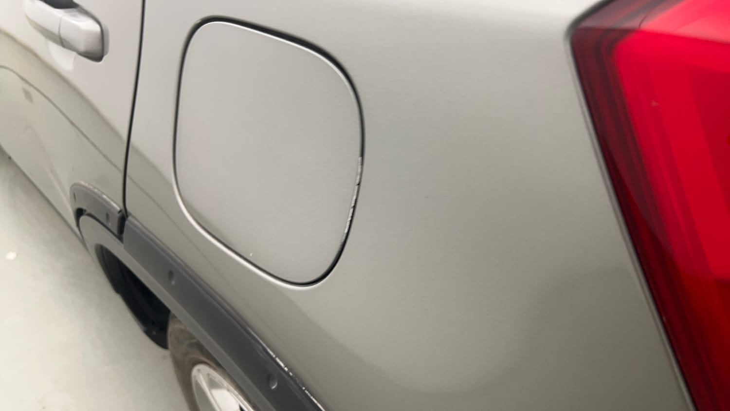Used 2022 maruti-suzuki Vitara Brezza LXi Petrol Manual dents MINOR SCRATCH